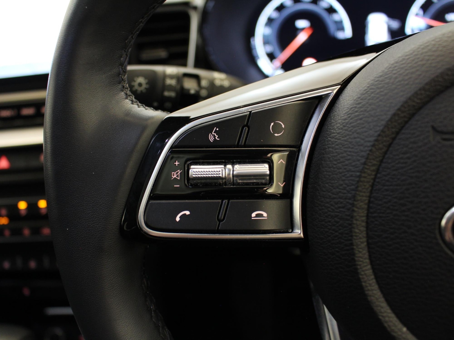 Used Kia XCeed 2021 for sale - 76723910: Photo 32