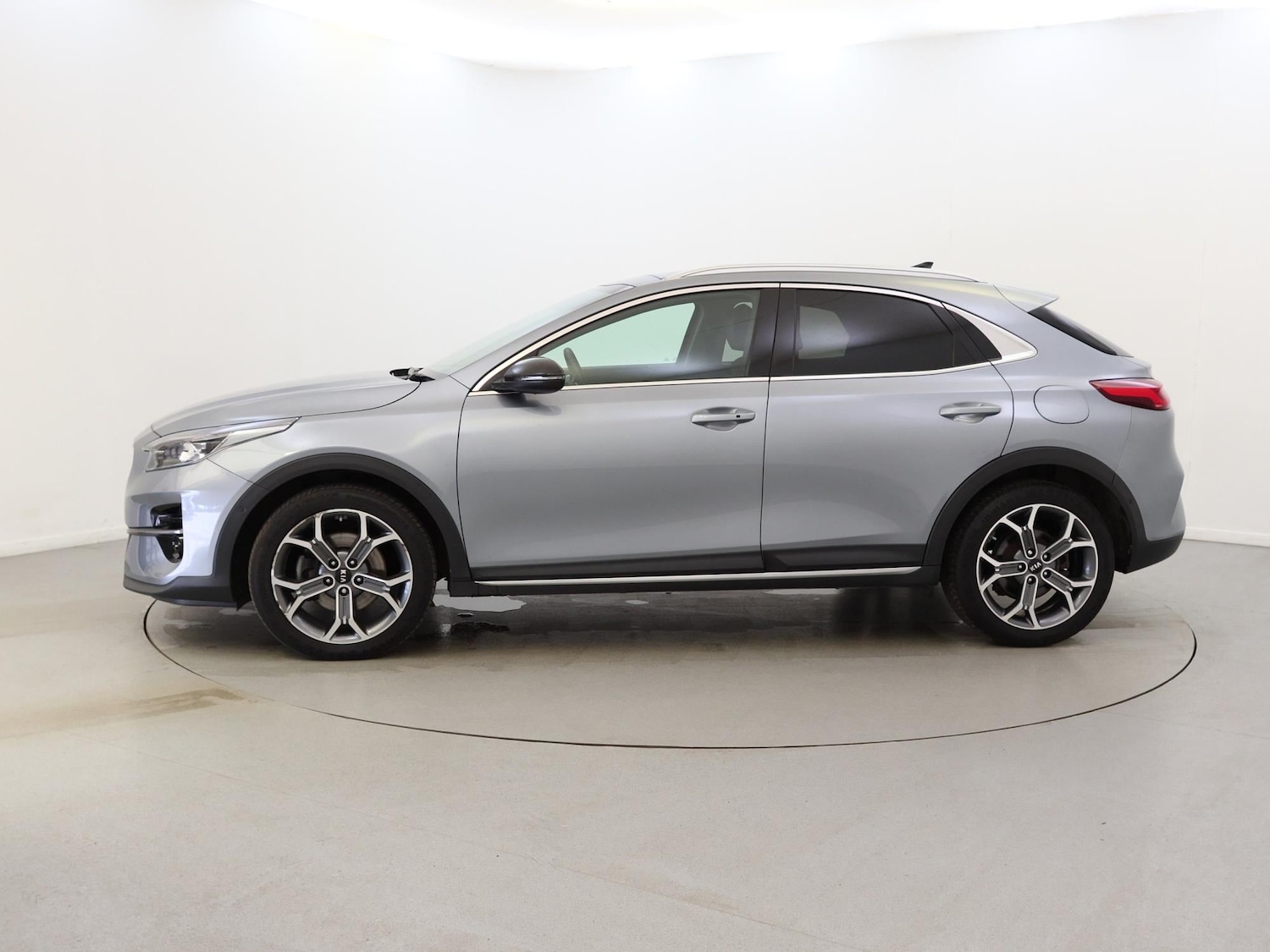 Used Kia XCeed 2021 for sale - 76723910: Photo 4