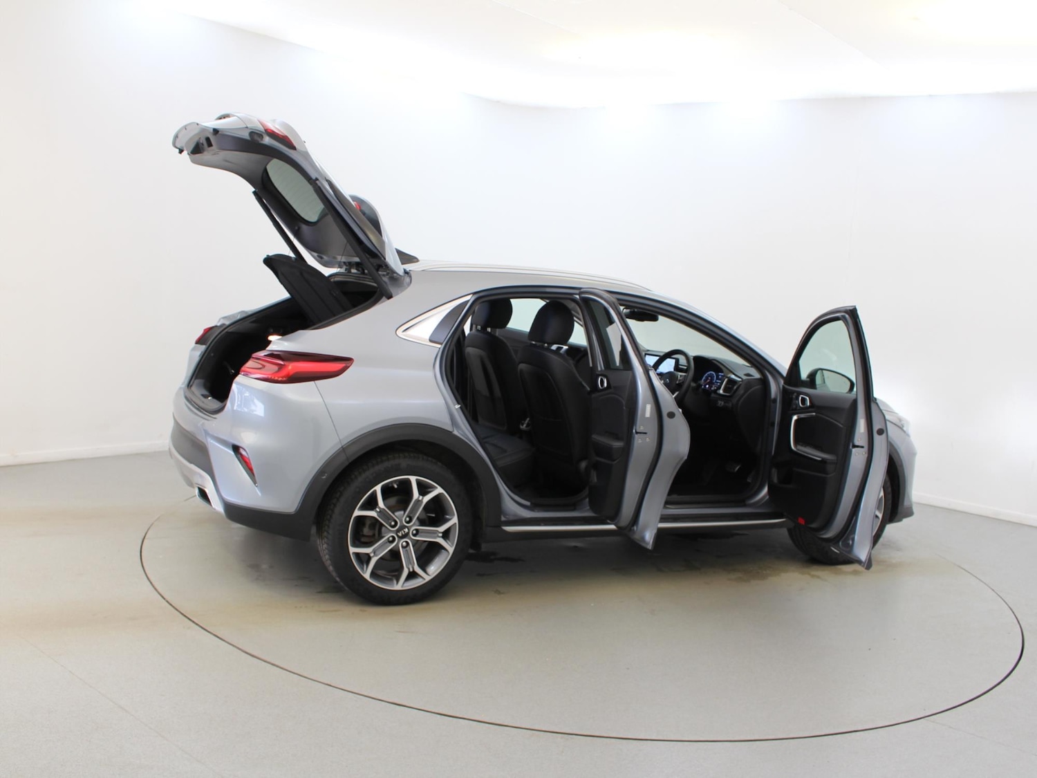 Used Kia XCeed 2021 for sale - 76723910: Photo 42