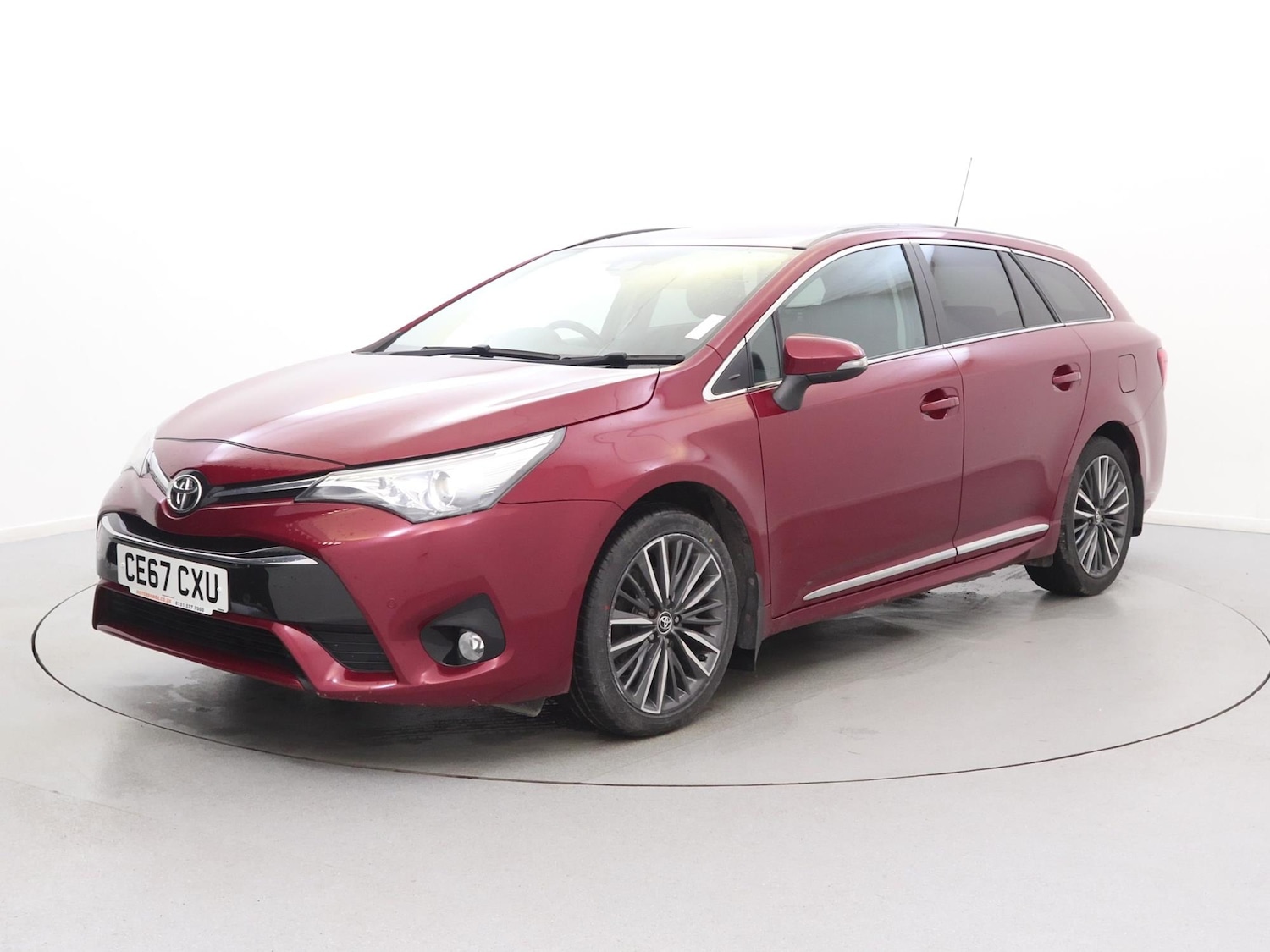 Used Toyota Avensis 2017 for sale - 77742132: Photo 3
