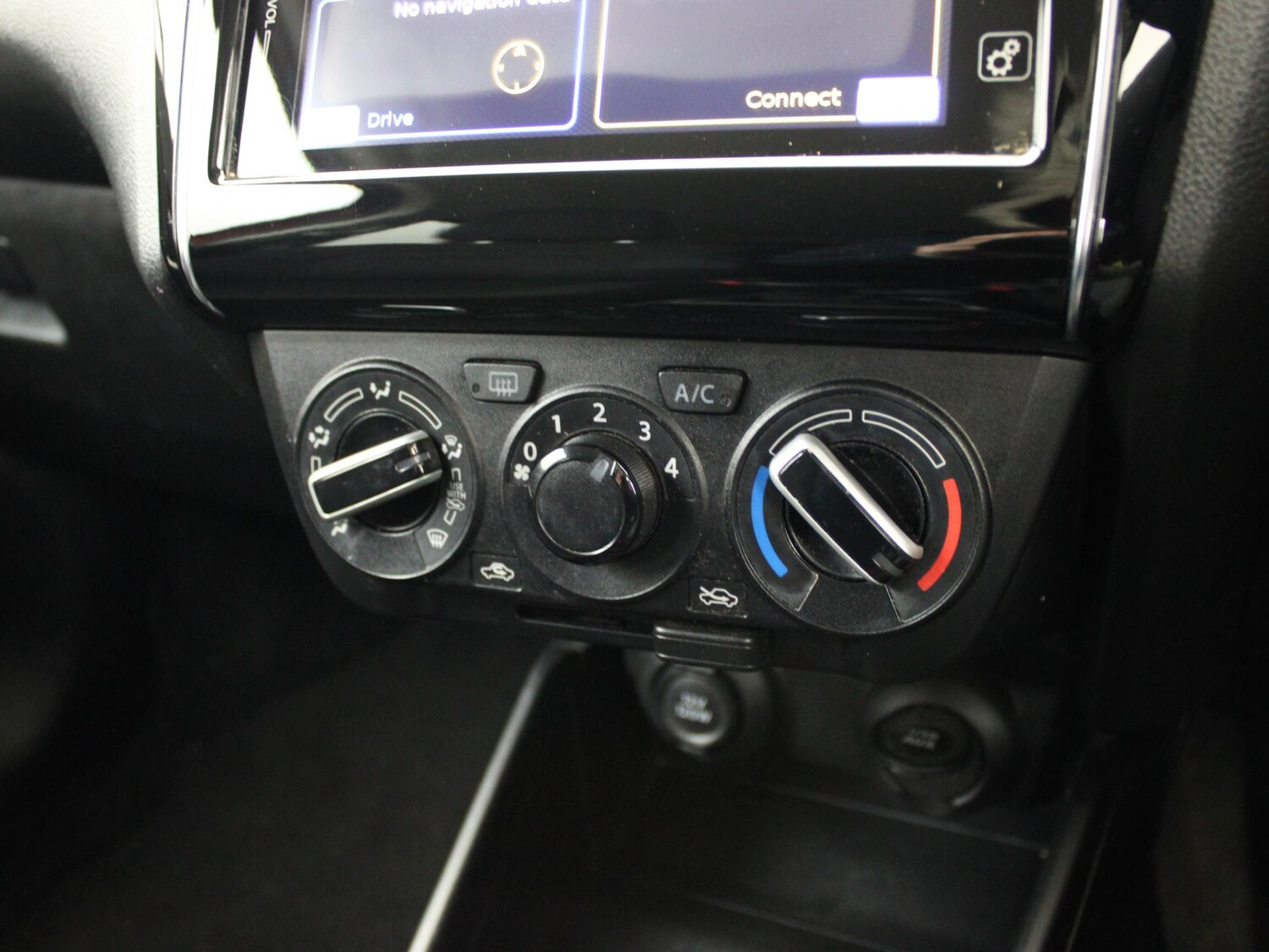 Used Suzuki Swift 2020 for sale - 77687008: Photo 18