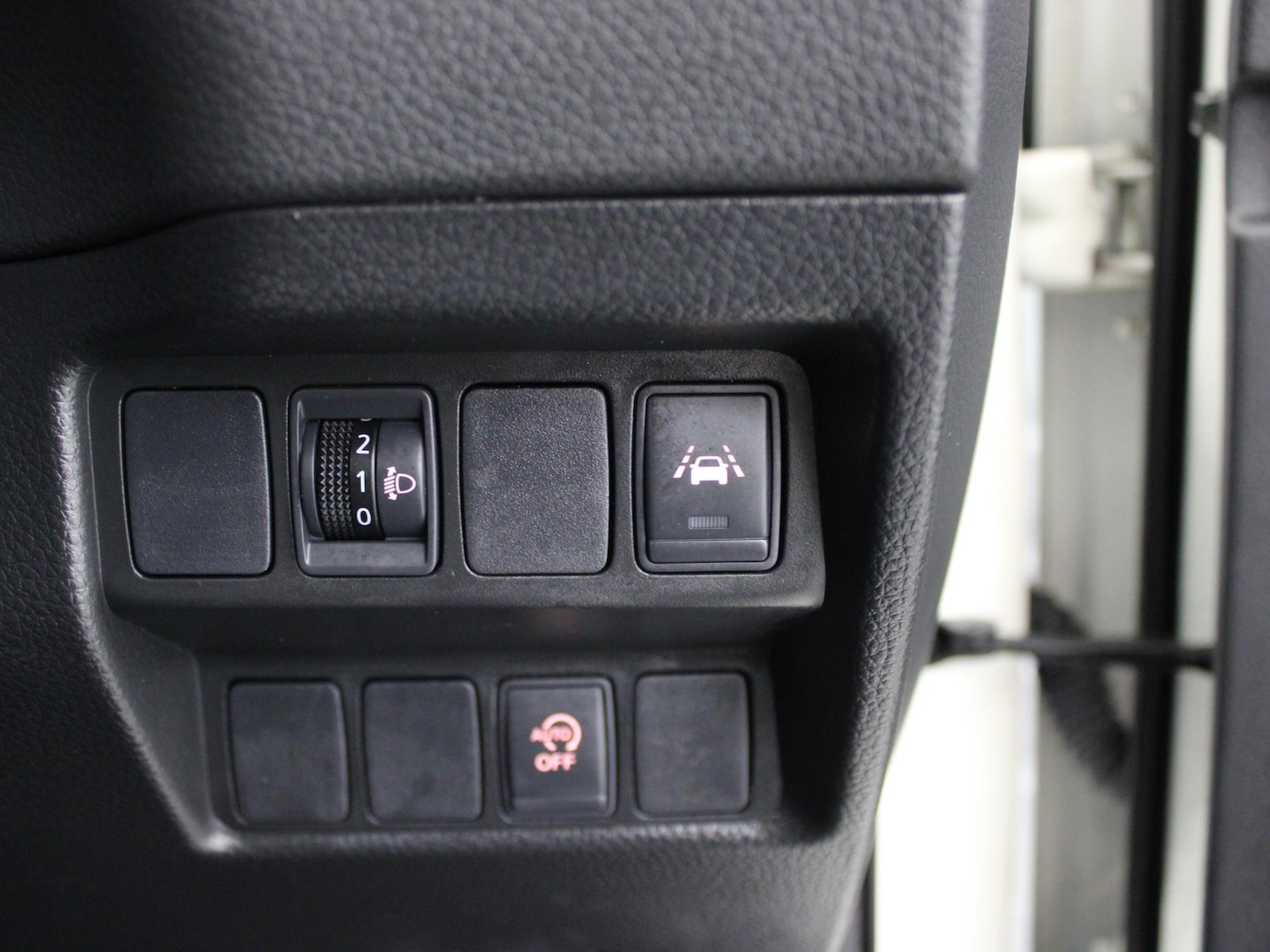 Used Nissan Qashqai 2020 for sale - 76553470: Photo 40