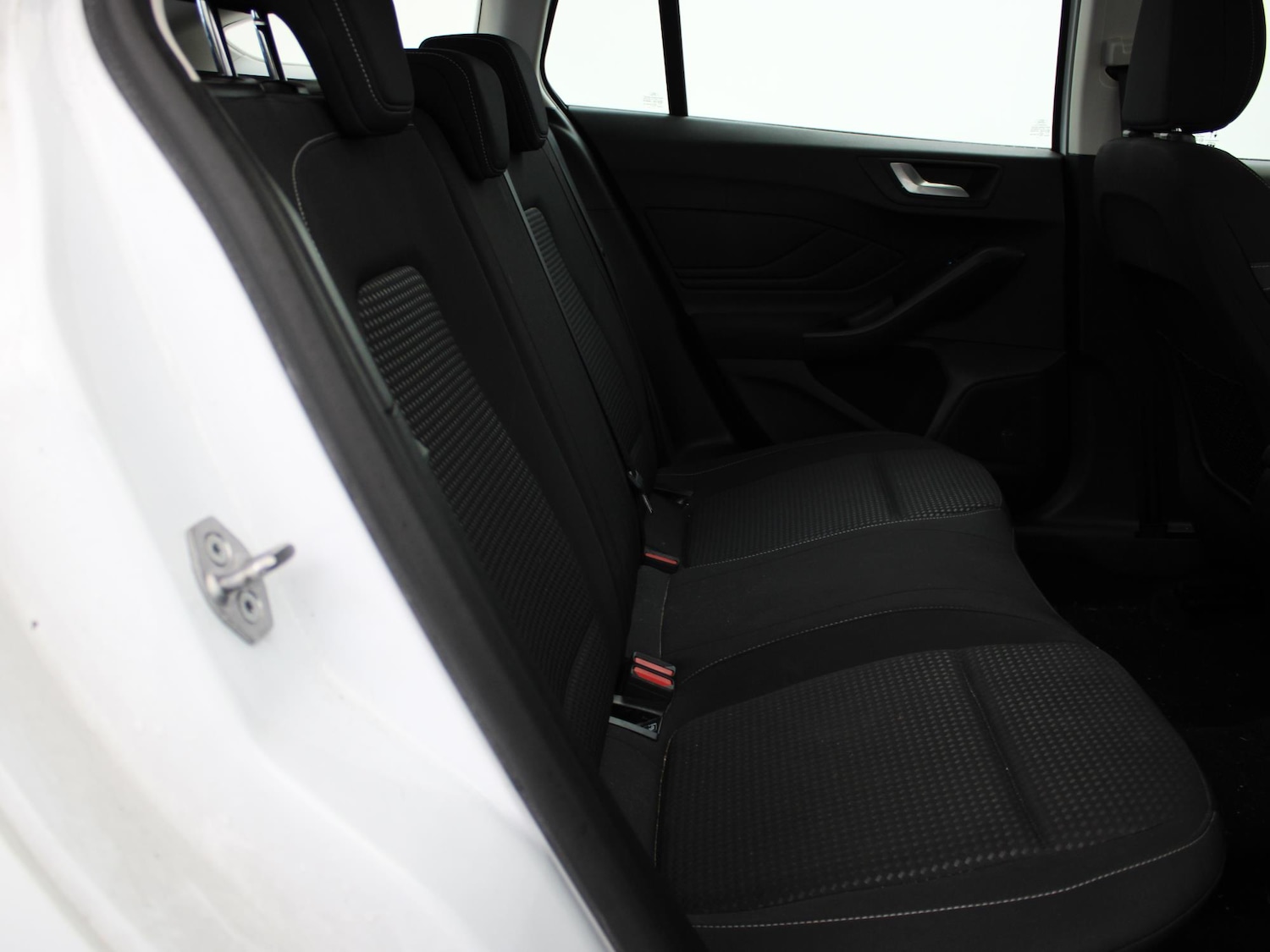 Used Ford Focus 2020 for sale - 77842930: Photo 11