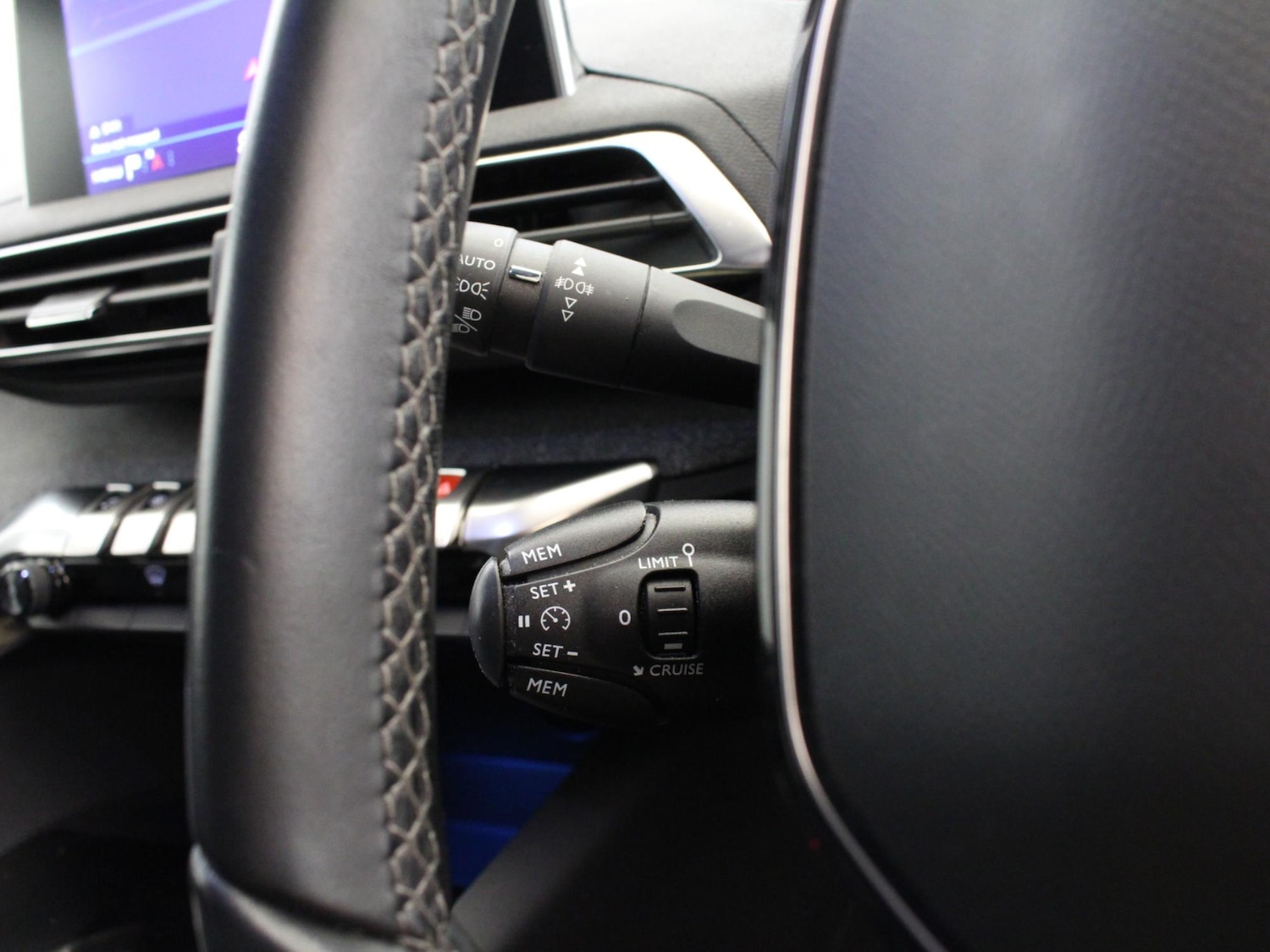 Used Peugeot 3008 2019 for sale - 77348263: Photo 27