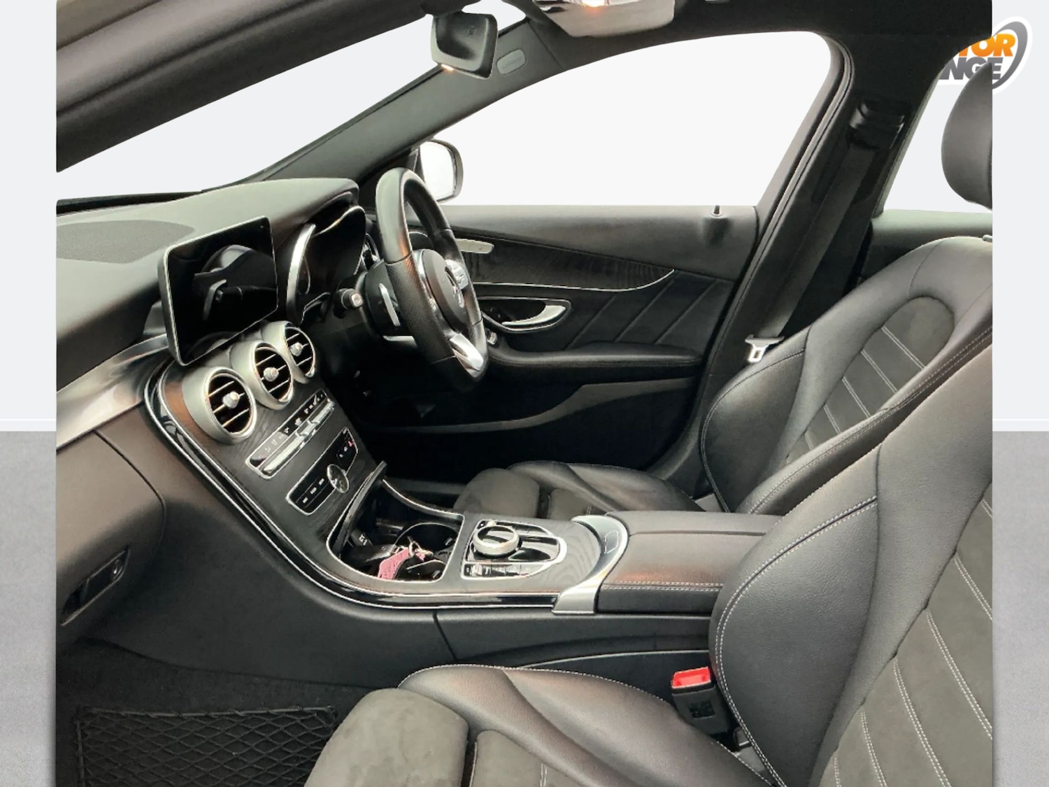 Used Mercedes-Benz C Class 2019 for sale - 78177917: Photo 8