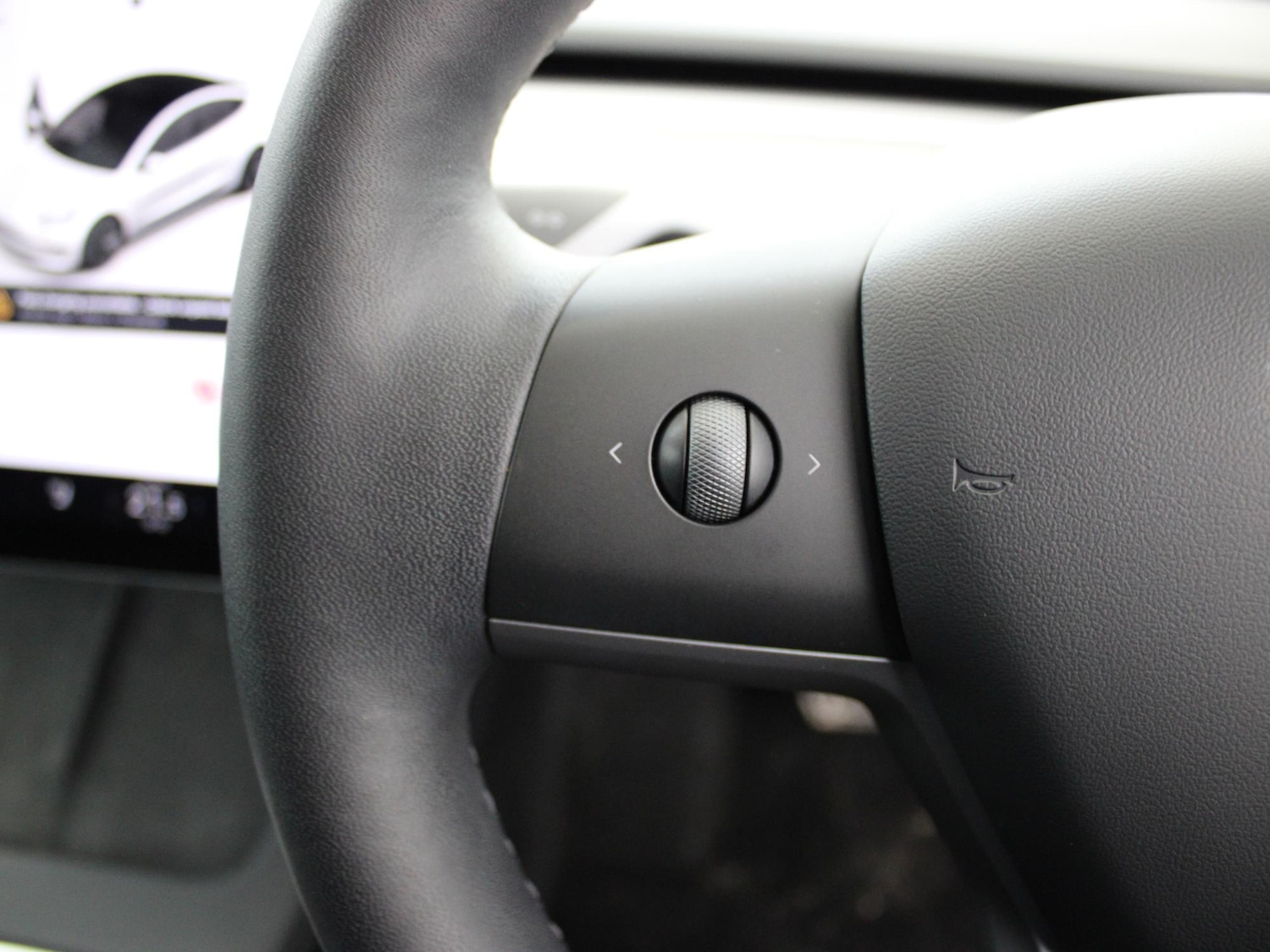 Used Tesla Model 3 2023 for sale - 77316719: Photo 33