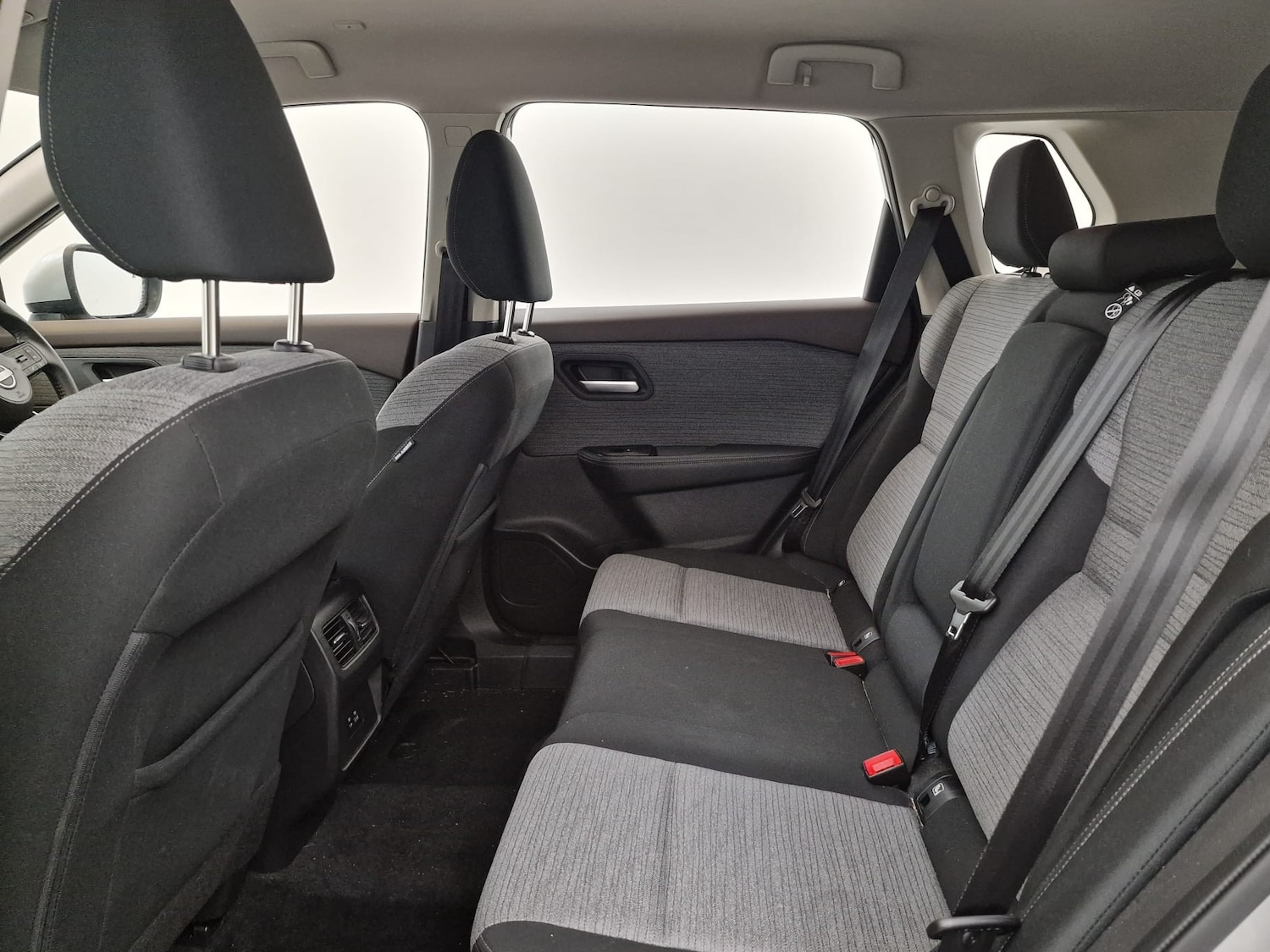 Used Nissan X-Trail 2023 for sale - 77687024: Photo 11