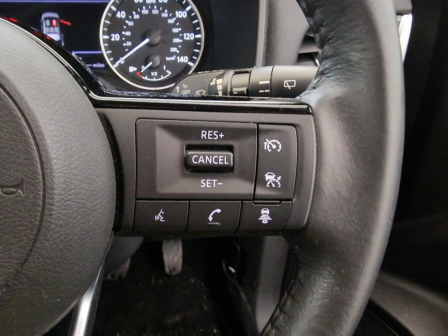 Used Nissan X-Trail 2023 for sale - 77687024: Photo 28