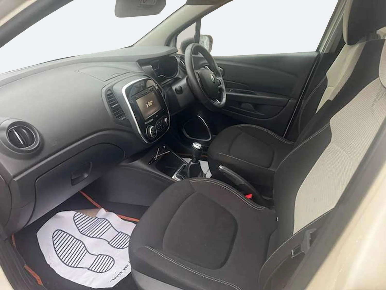 Used Renault Captur 2018 for sale - 77398074: Photo 8