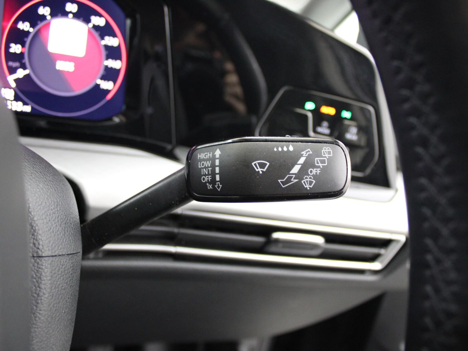 Used Volkswagen Golf 2022 for sale - 76692295: Photo 31