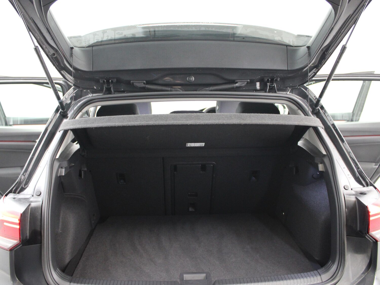 Used Volkswagen Golf 2022 for sale - 76692295: Photo 34