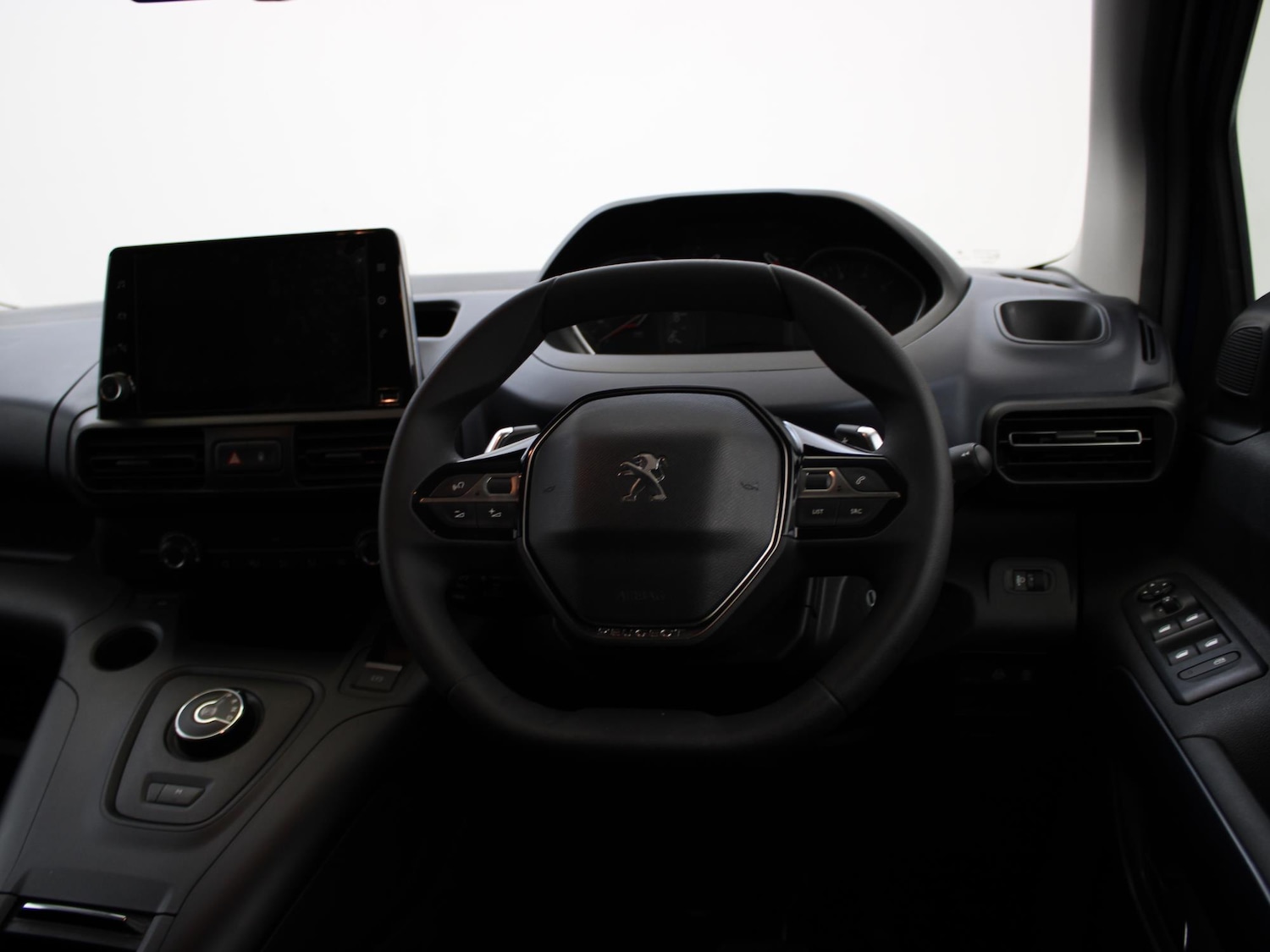 Used Peugeot Rifter 2023 for sale - 76662245: Photo 13