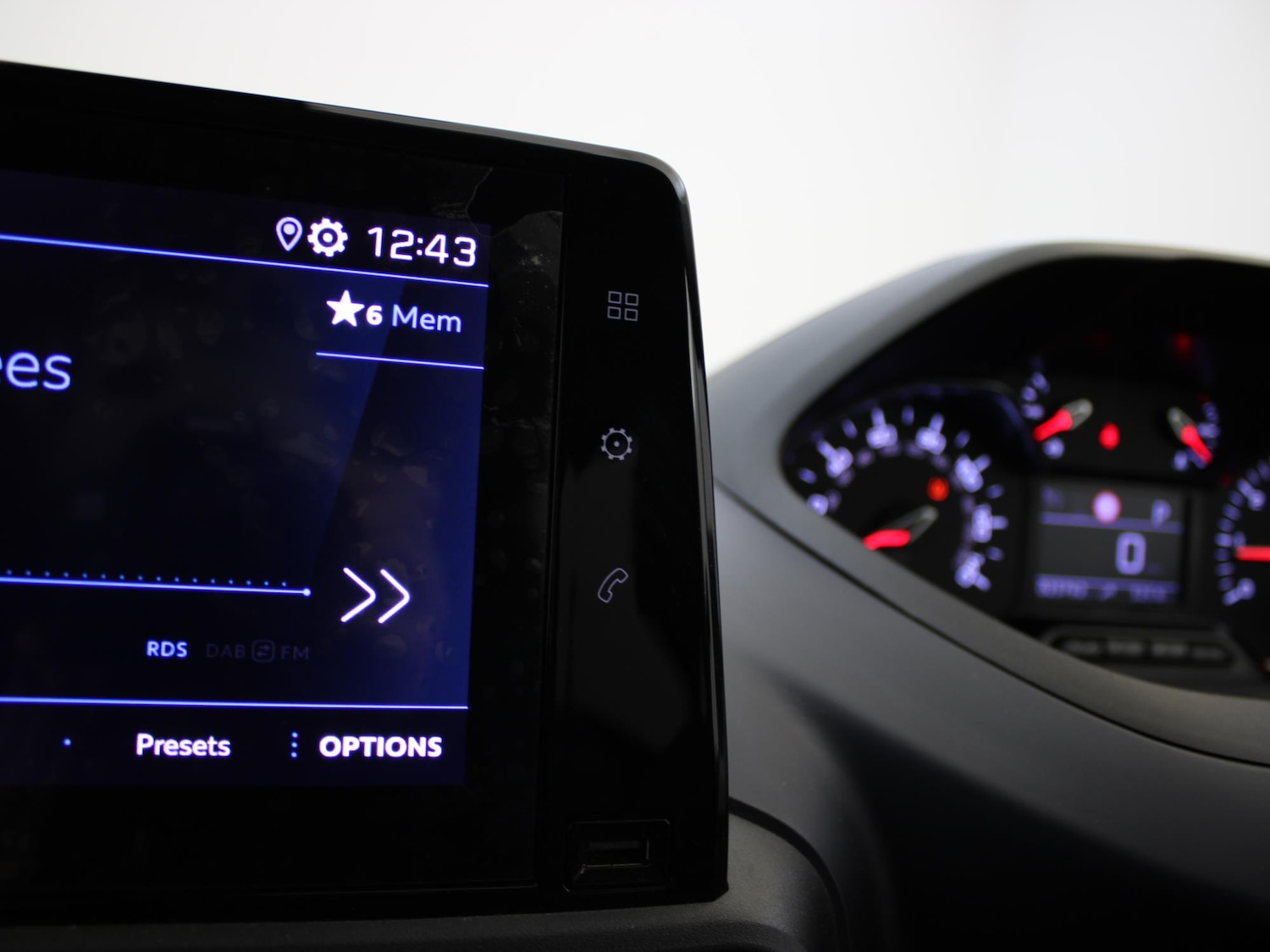 Used Peugeot Rifter 2023 for sale - 76662245: Photo 21