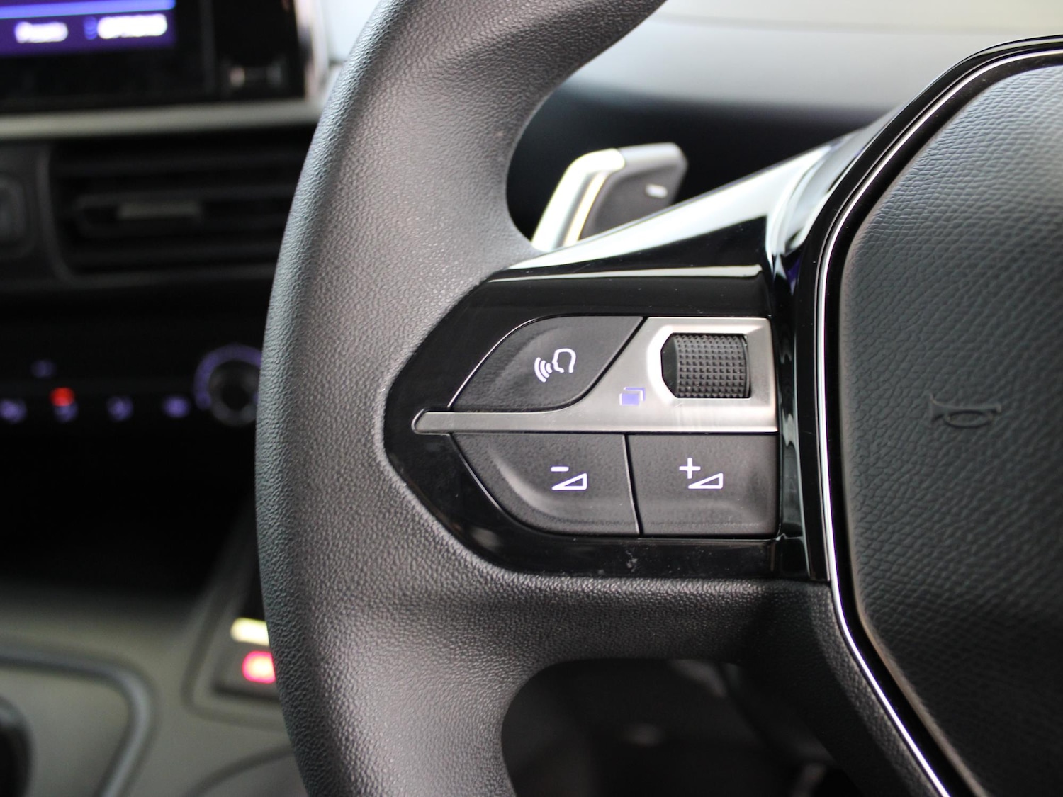 Used Peugeot Rifter 2023 for sale - 76662245: Photo 26