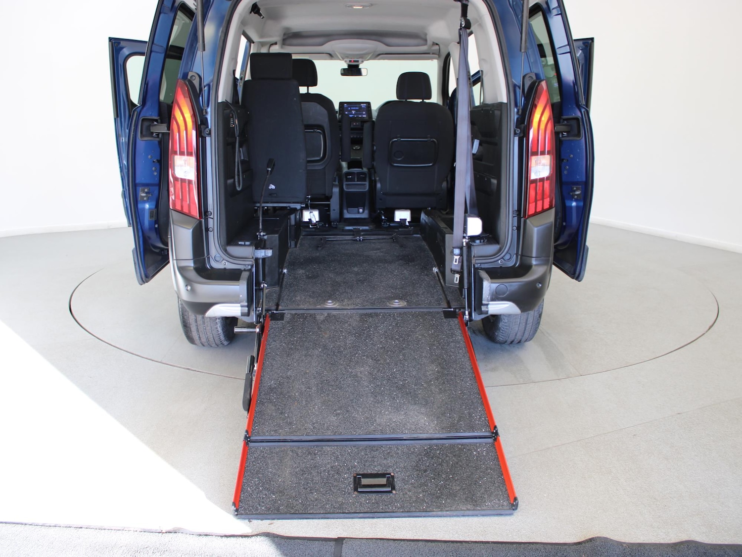 Used Peugeot Rifter 2023 for sale - 76662245: Photo 39