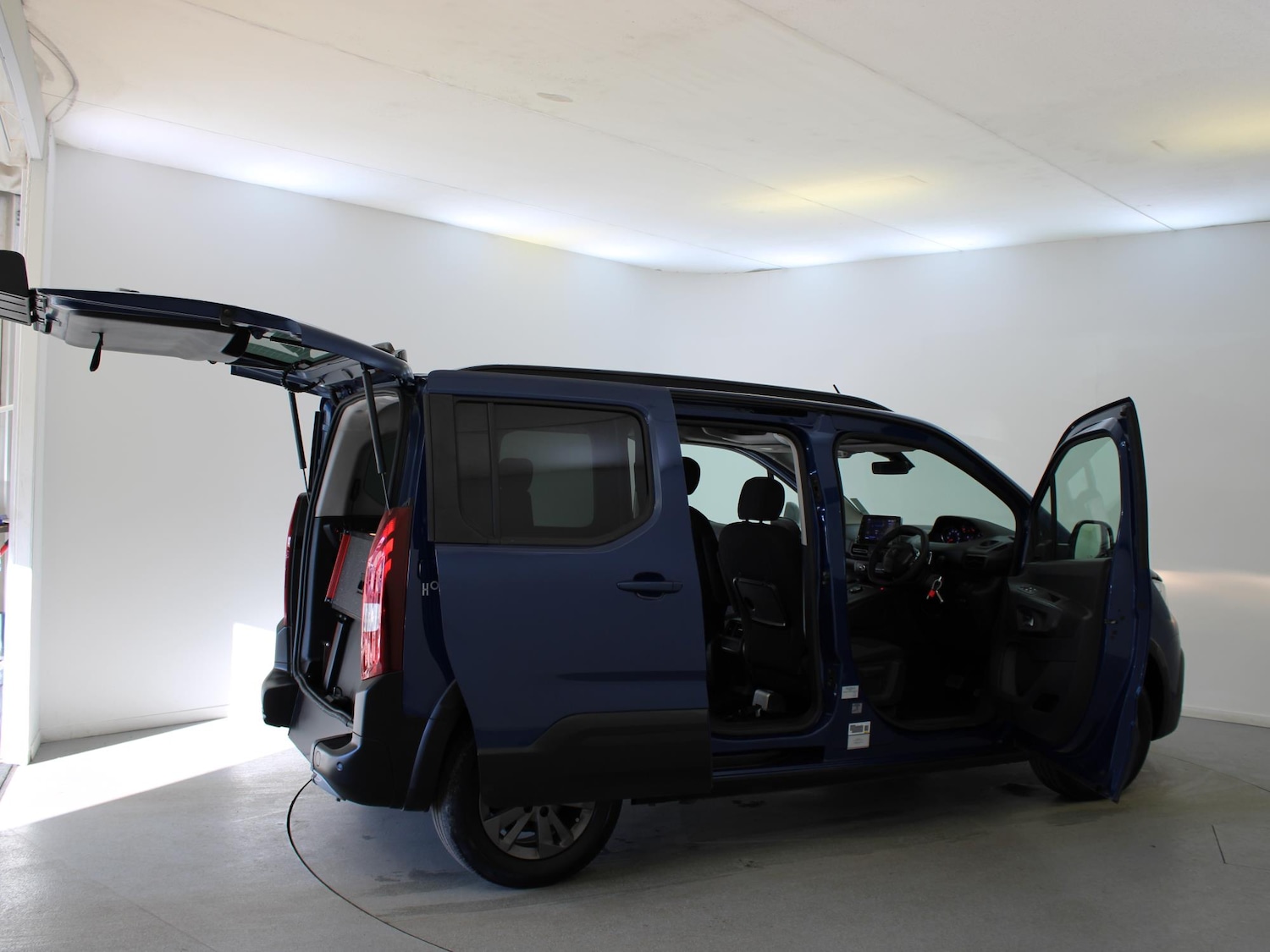 Used Peugeot Rifter 2023 for sale - 76662245: Photo 42