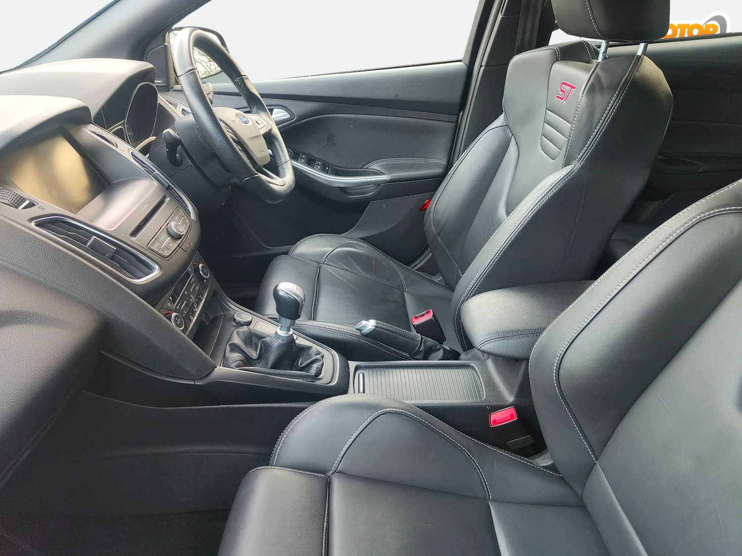 Used Ford Focus 2015 for sale - 76723741: Photo 3