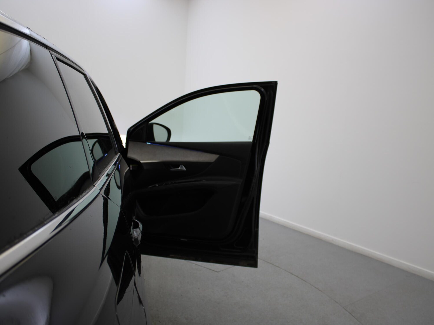 Used Peugeot 5008 2022 for sale - 76755409: Photo 33