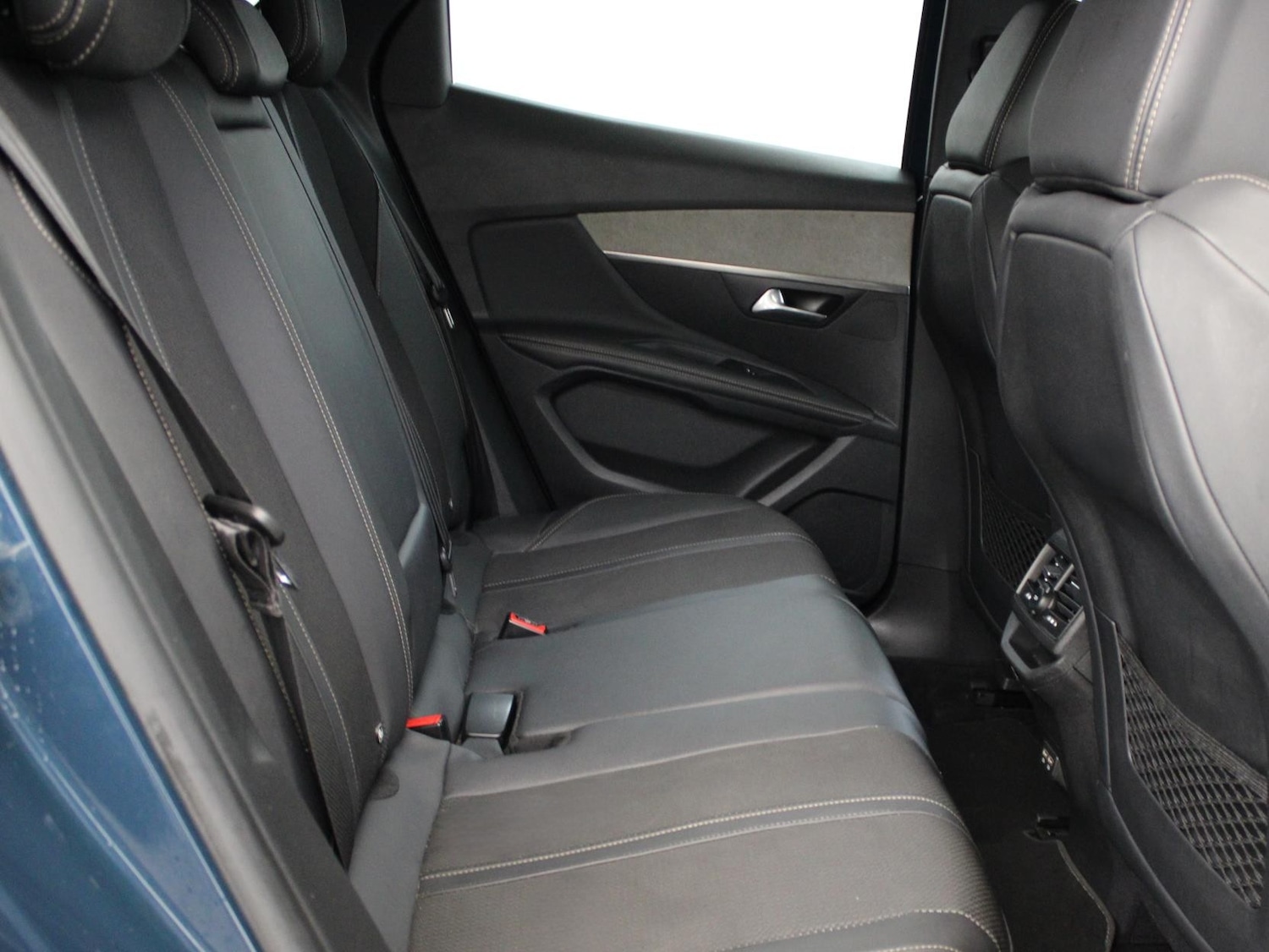 Used Peugeot 3008 2023 for sale - 76515904: Photo 10