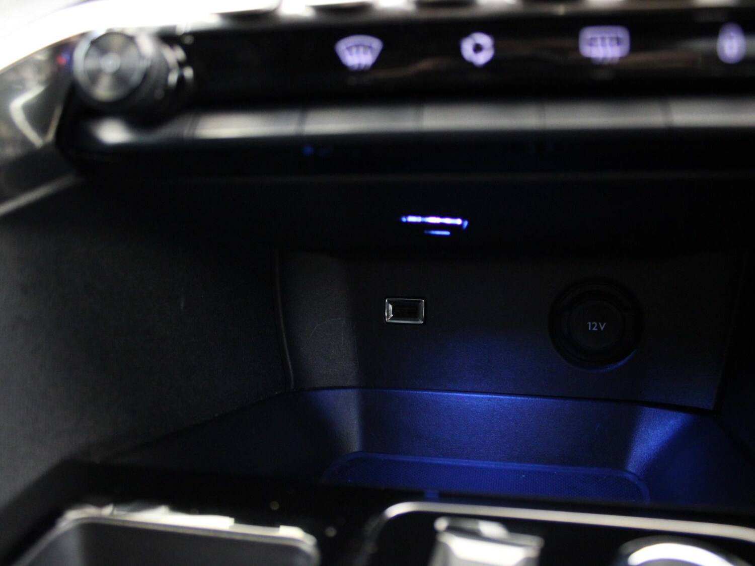 Used Peugeot 3008 2023 for sale - 76515904: Photo 22