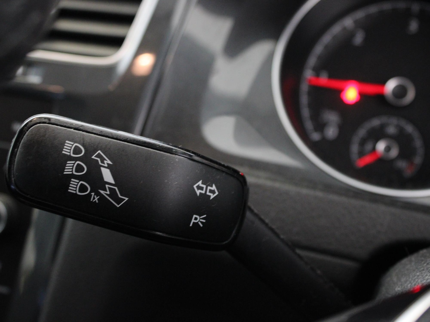 Used Volkswagen Golf 2018 for sale - 77294551: Photo 12