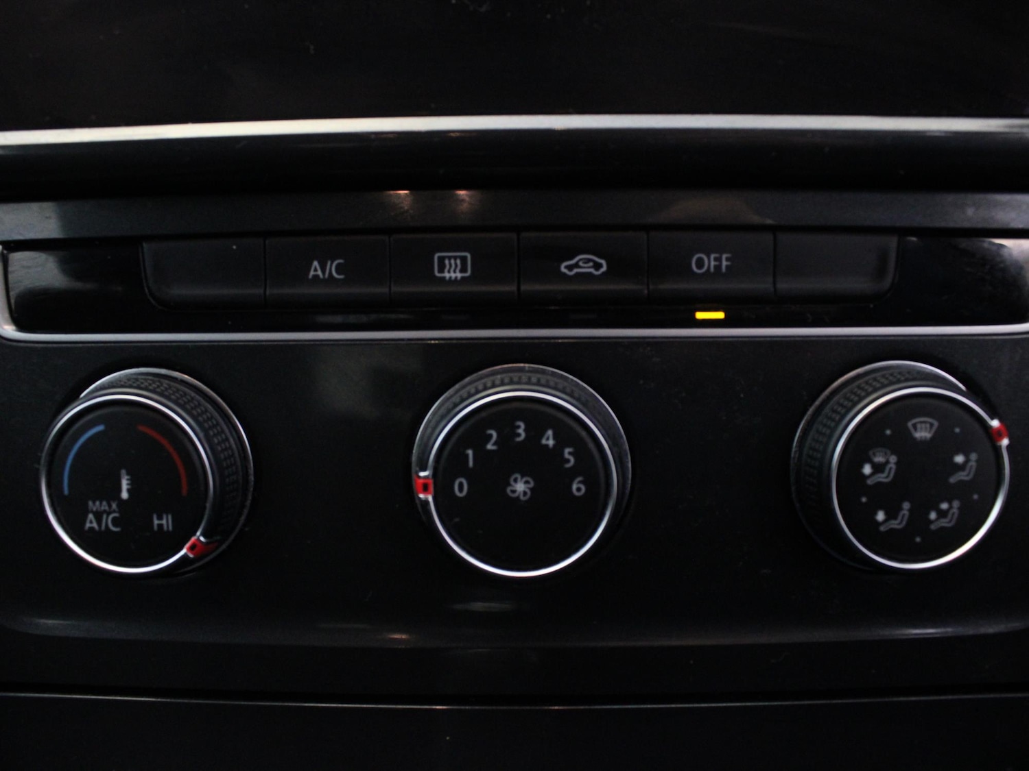 Used Volkswagen Golf 2018 for sale - 77294551: Photo 24