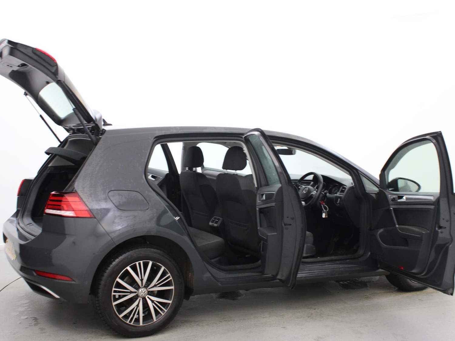 Used Volkswagen Golf 2018 for sale - 77294551: Photo 33