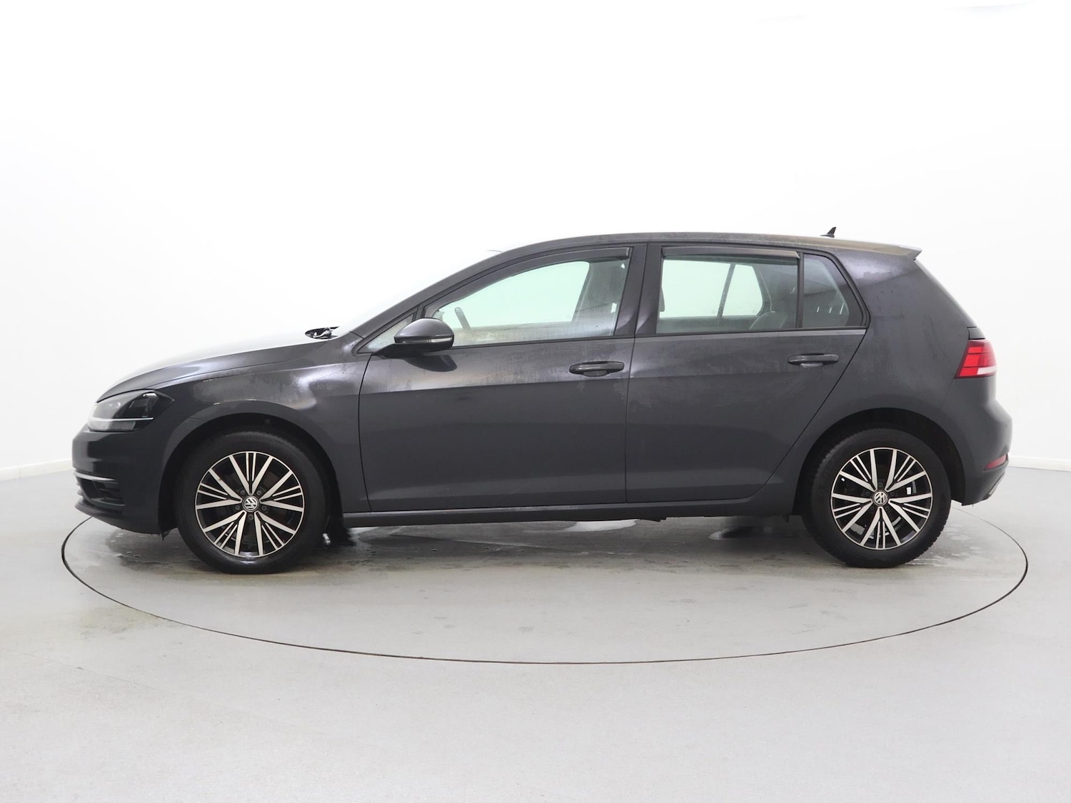 Used Volkswagen Golf 2018 for sale - 77294551: Photo 4