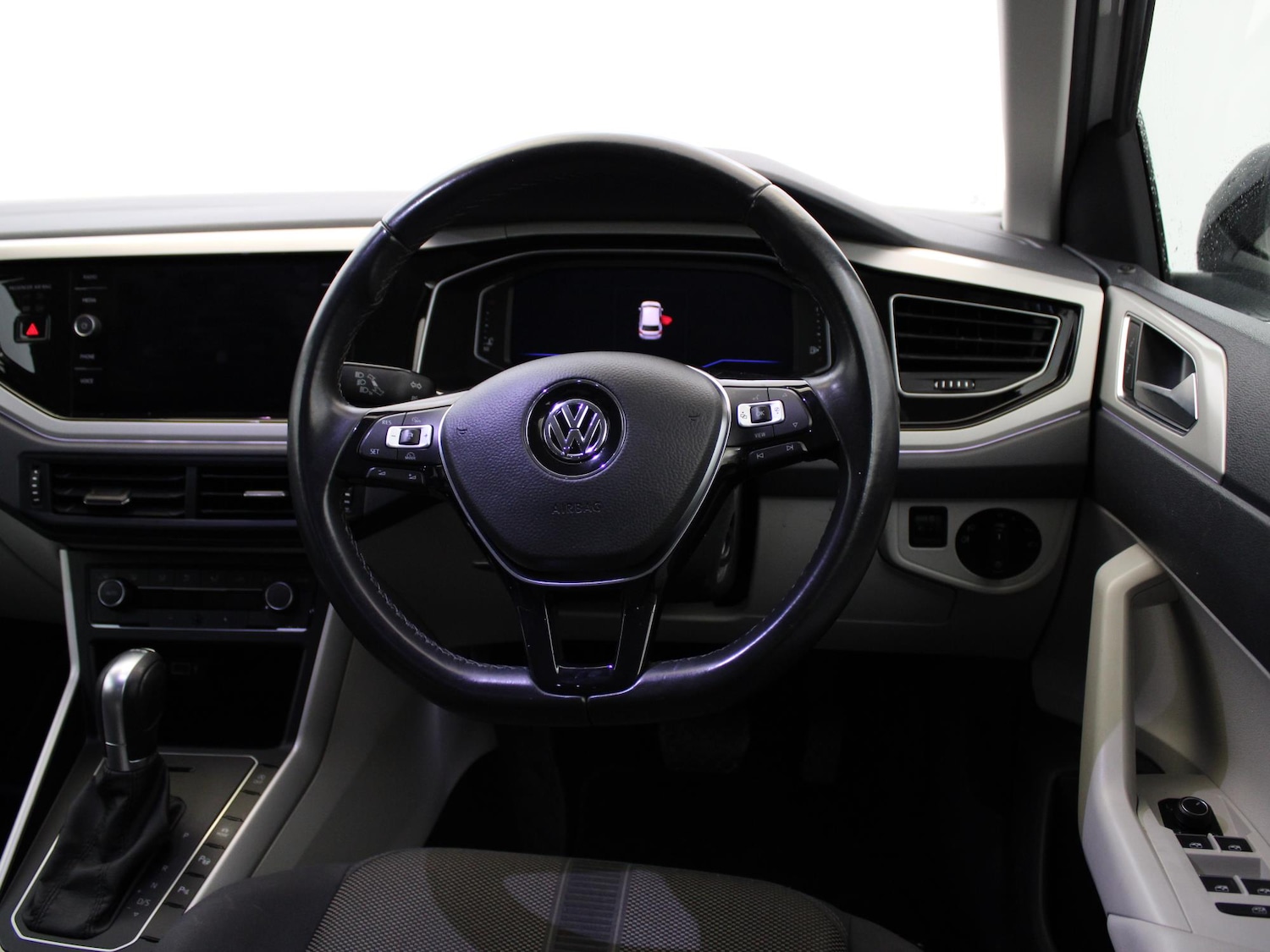 Used Volkswagen Polo 2019 for sale - 76158178: Photo 12