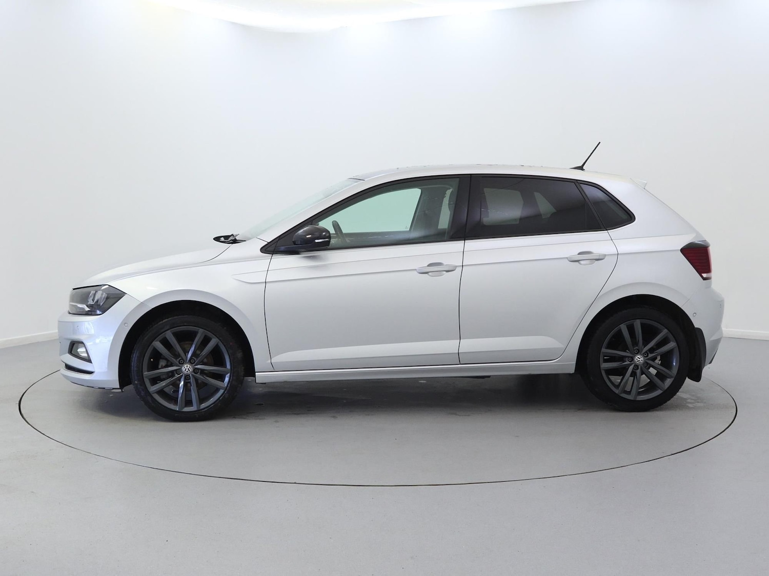 Used Volkswagen Polo 2019 for sale - 76158178: Photo 4