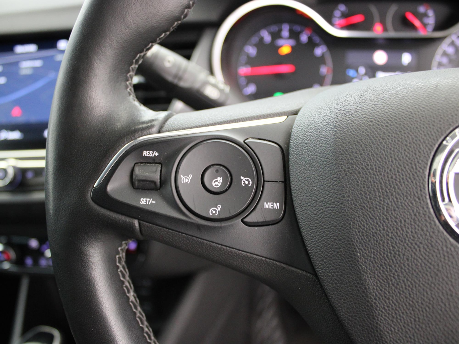 Used Vauxhall Crossland 2022 for sale - 77415139: Photo 31