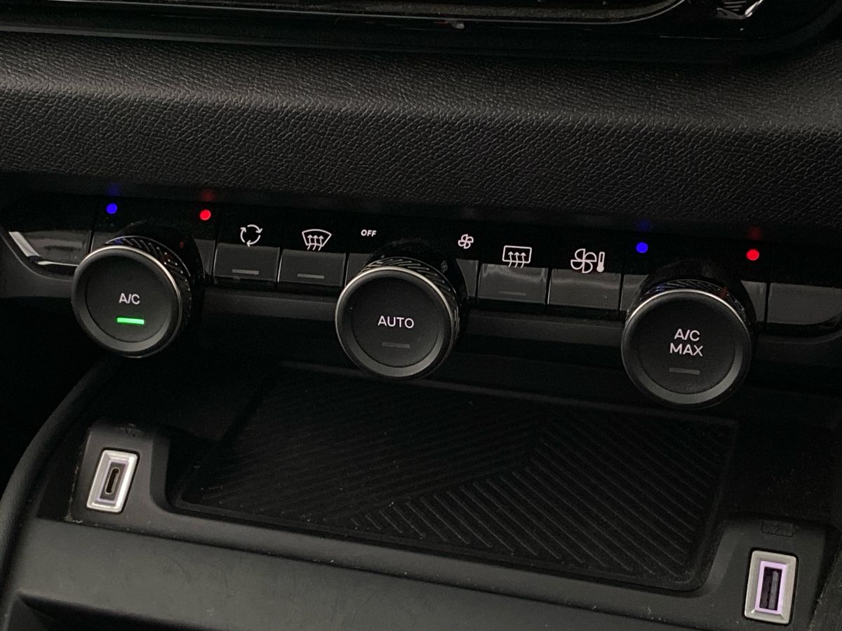 Used Citroen C4 2022 for sale - 76662188: Photo 19