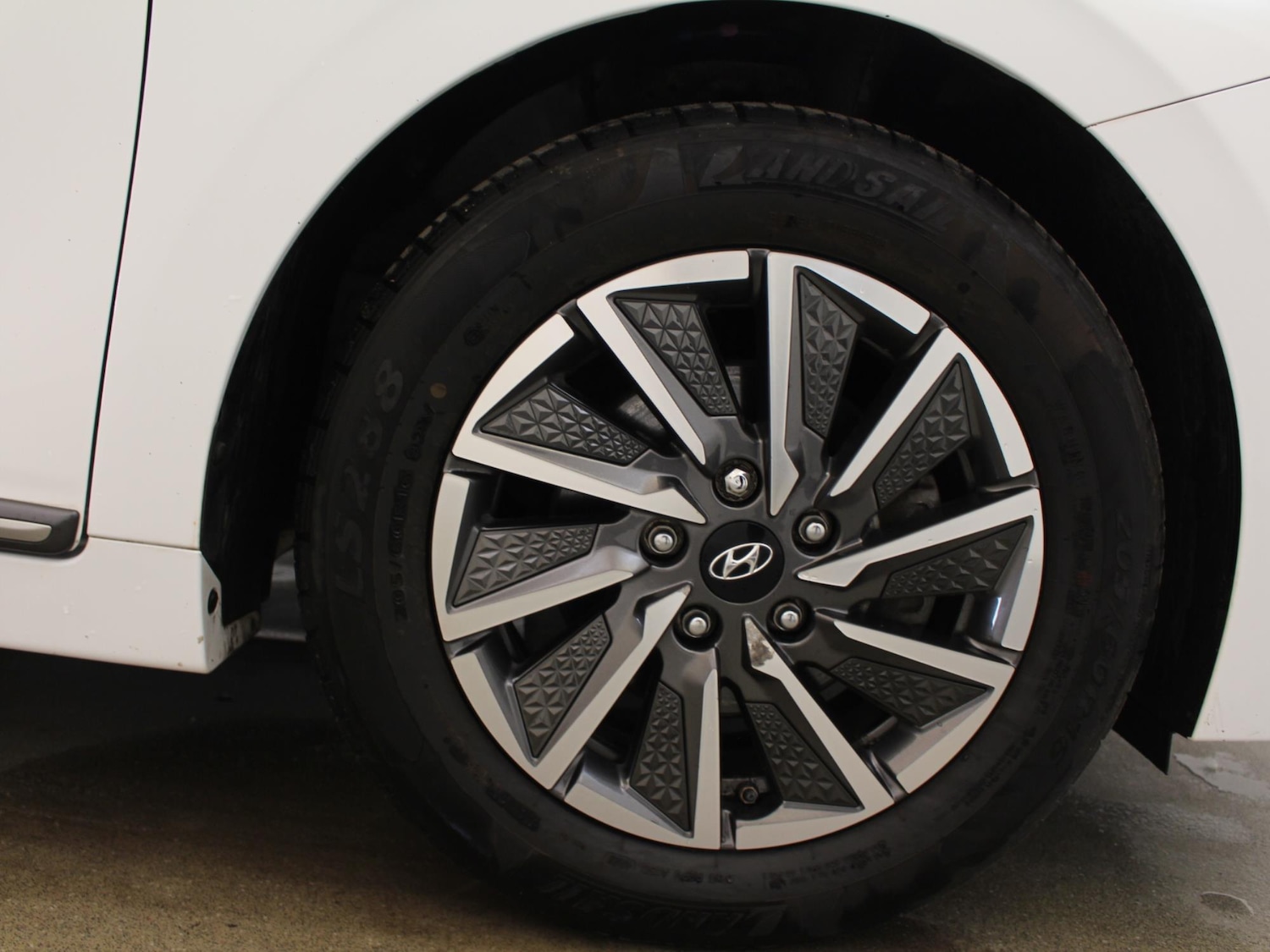 Used Hyundai IONIQ 2020 for sale - 77795694: Photo 32