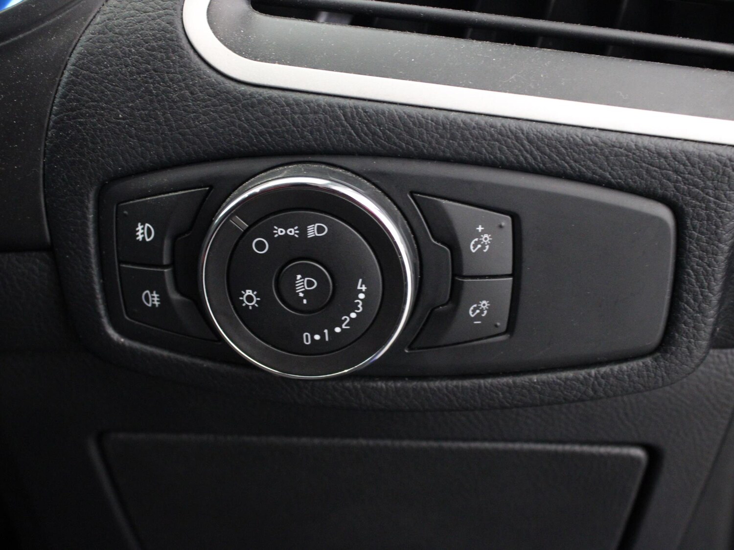 Used Ford S-Max 2018 for sale - 76890201: Photo 14