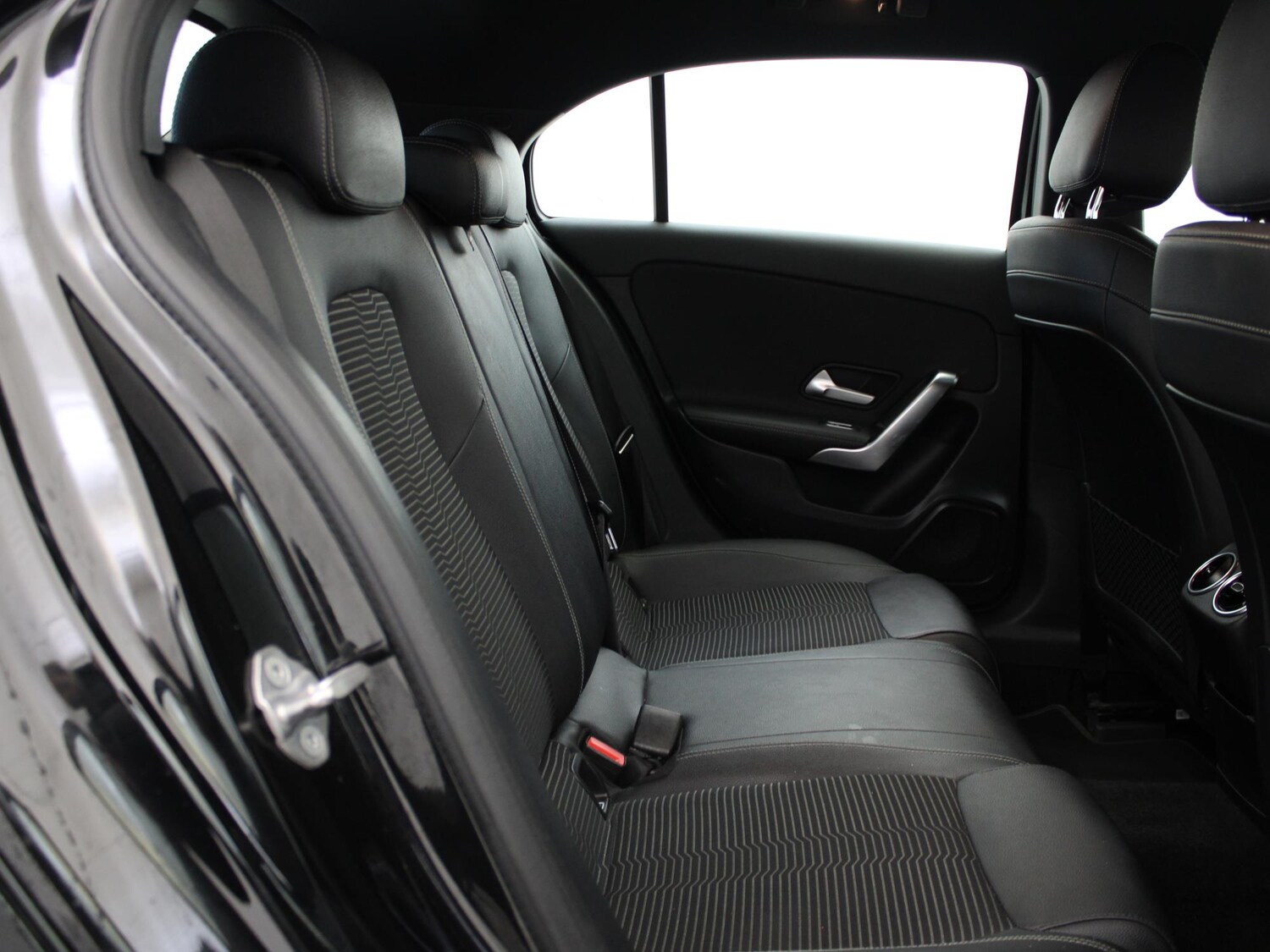 Used Mercedes-Benz A-Class 2018 for sale - 77535197: Photo 11