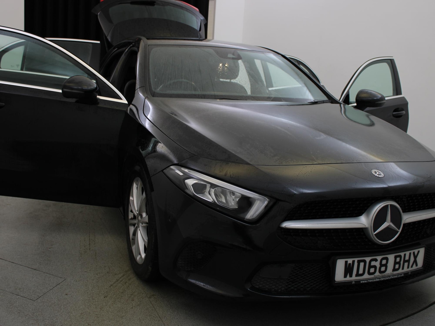 Used Mercedes-Benz A-Class 2018 for sale - 77535197: Photo 32