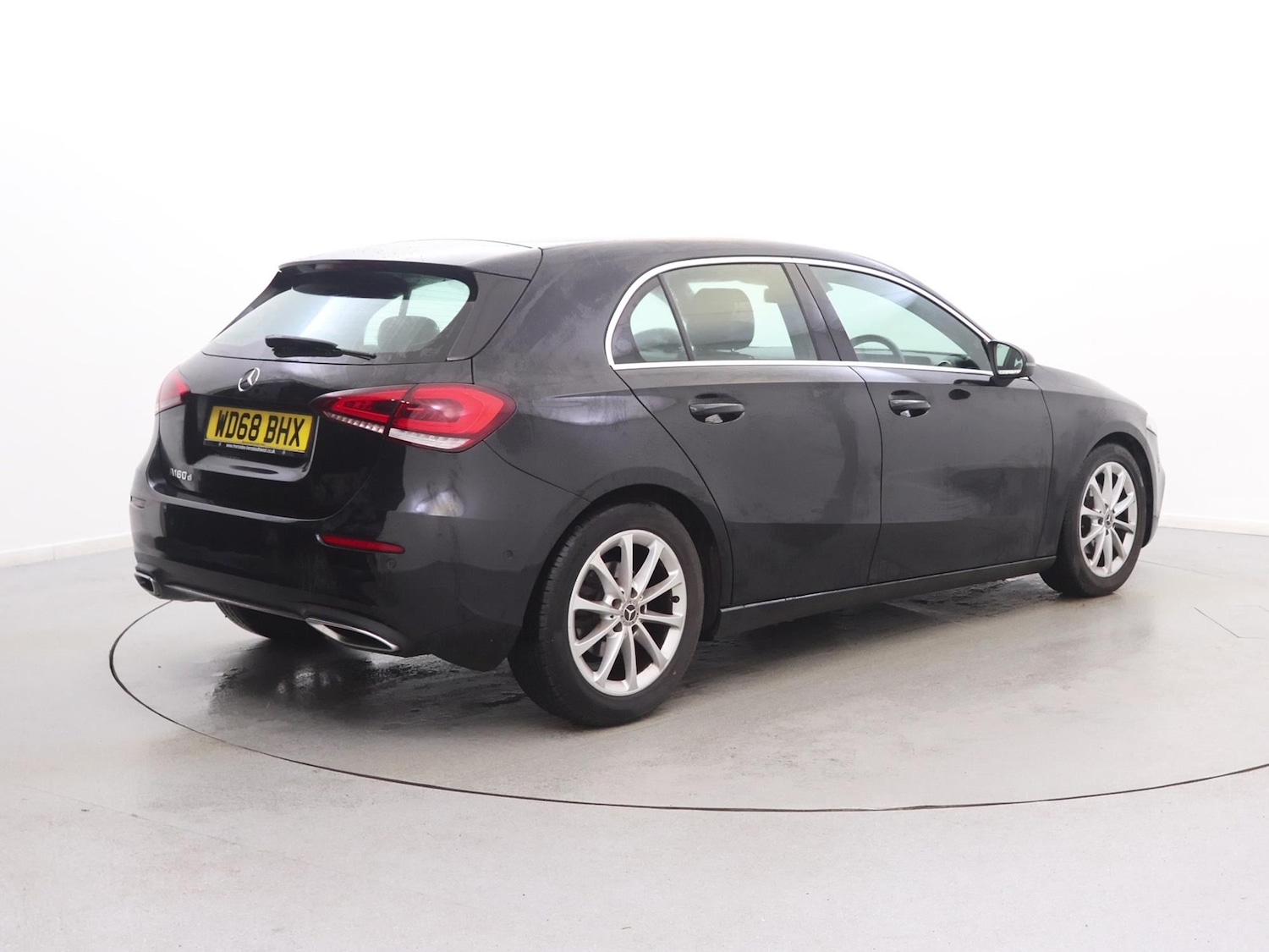 Used Mercedes-Benz A-Class 2018 for sale - 77535197: Photo 5