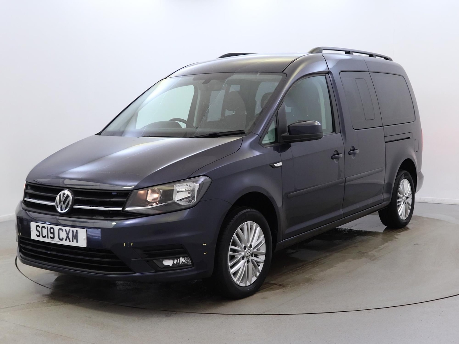 Used Volkswagen Caddy Maxi Life 2019 for sale - 77361815: Photo 3