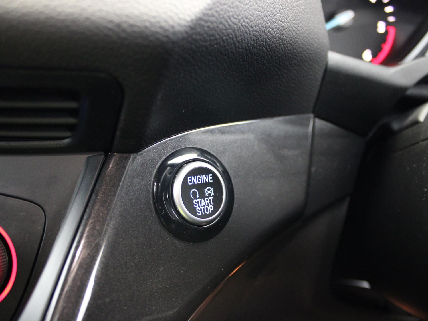 Used Ford Kuga 2017 for sale - 77099674: Photo 17