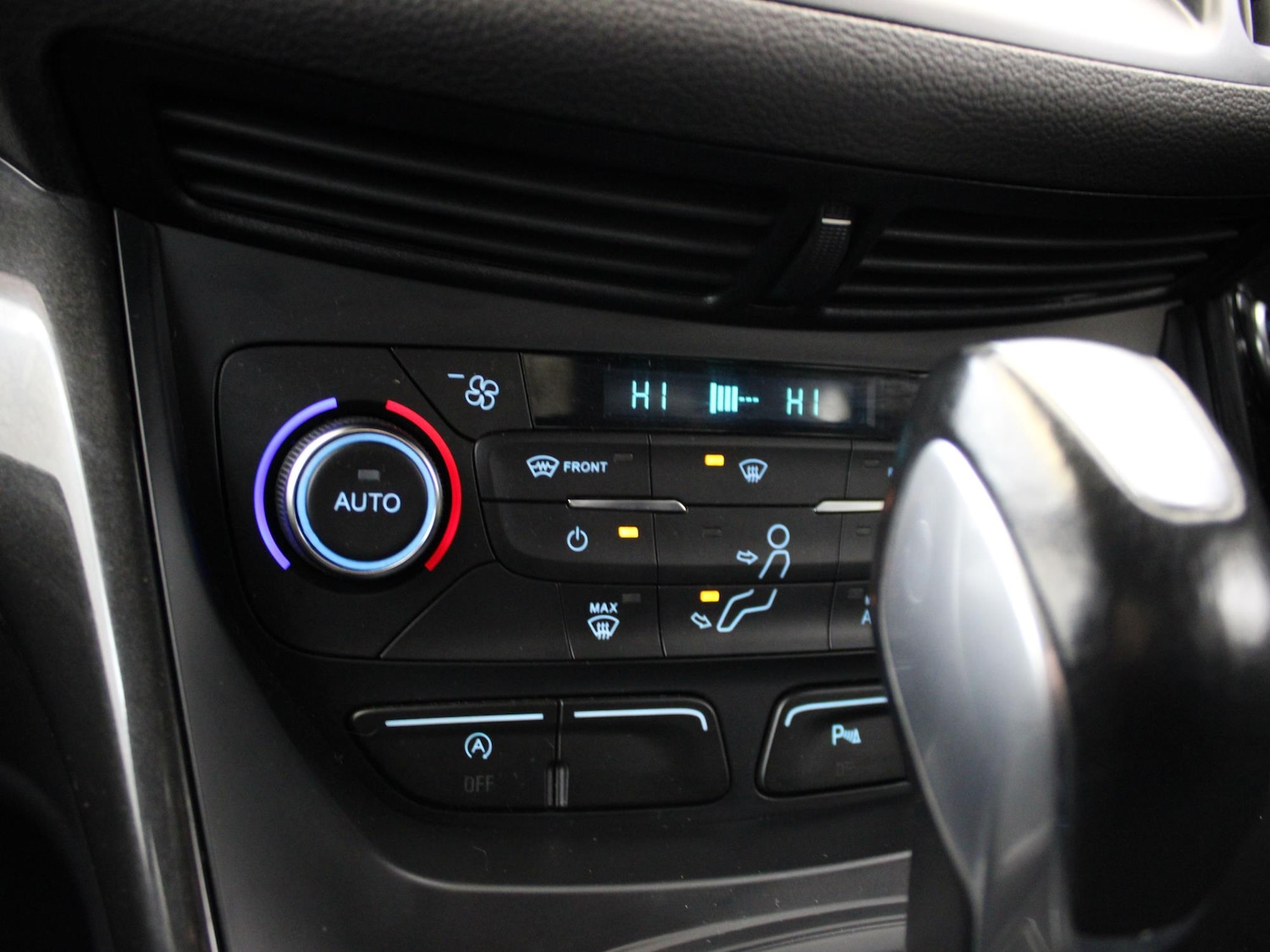 Used Ford Kuga 2017 for sale - 77099674: Photo 26