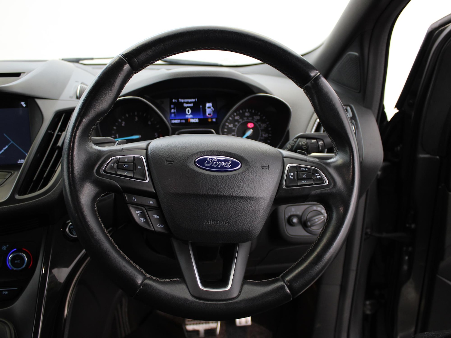 Used Ford Kuga 2017 for sale - 77099674: Photo 28