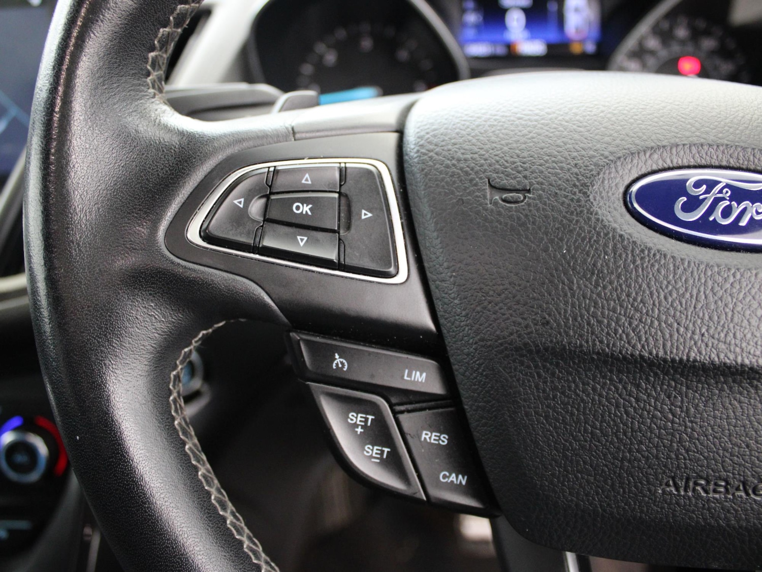 Used Ford Kuga 2017 for sale - 77099674: Photo 30