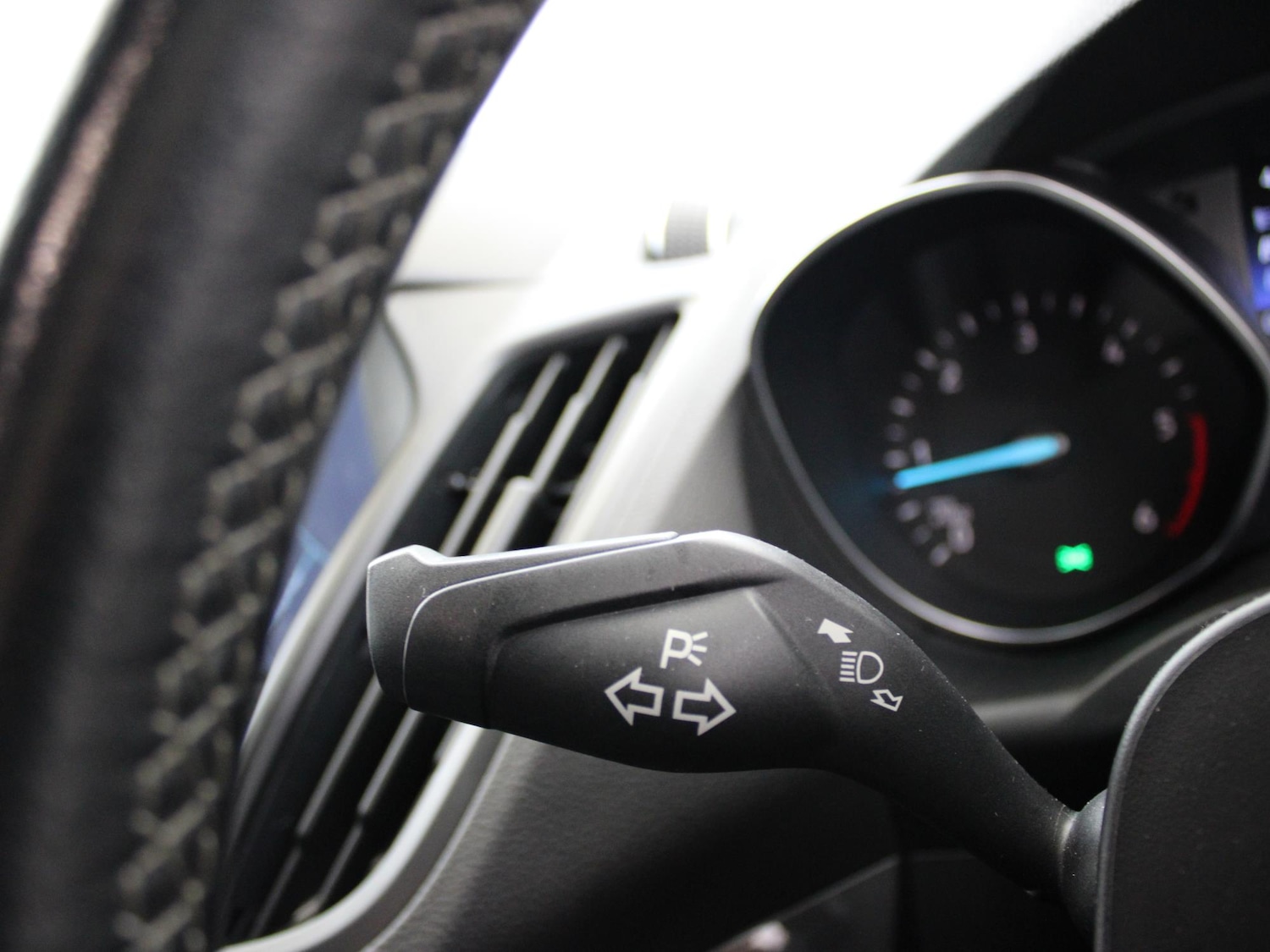 Used Ford Kuga 2017 for sale - 77099674: Photo 32