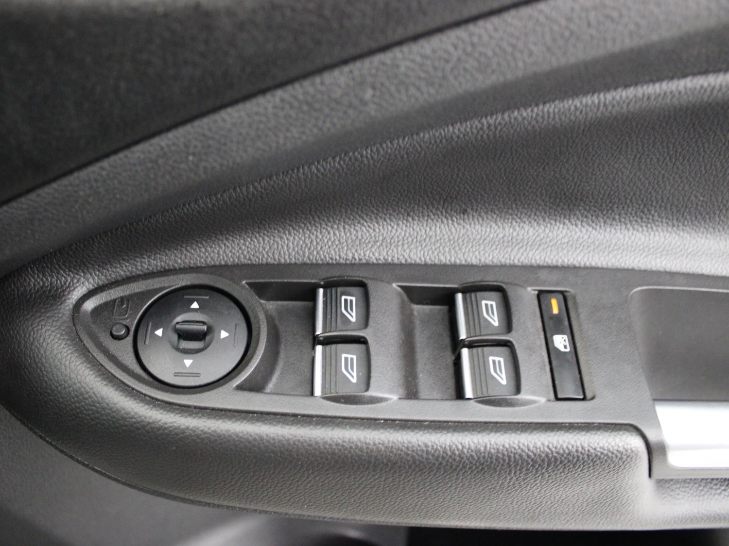 Used Ford Kuga 2017 for sale - 77099674: Photo 35