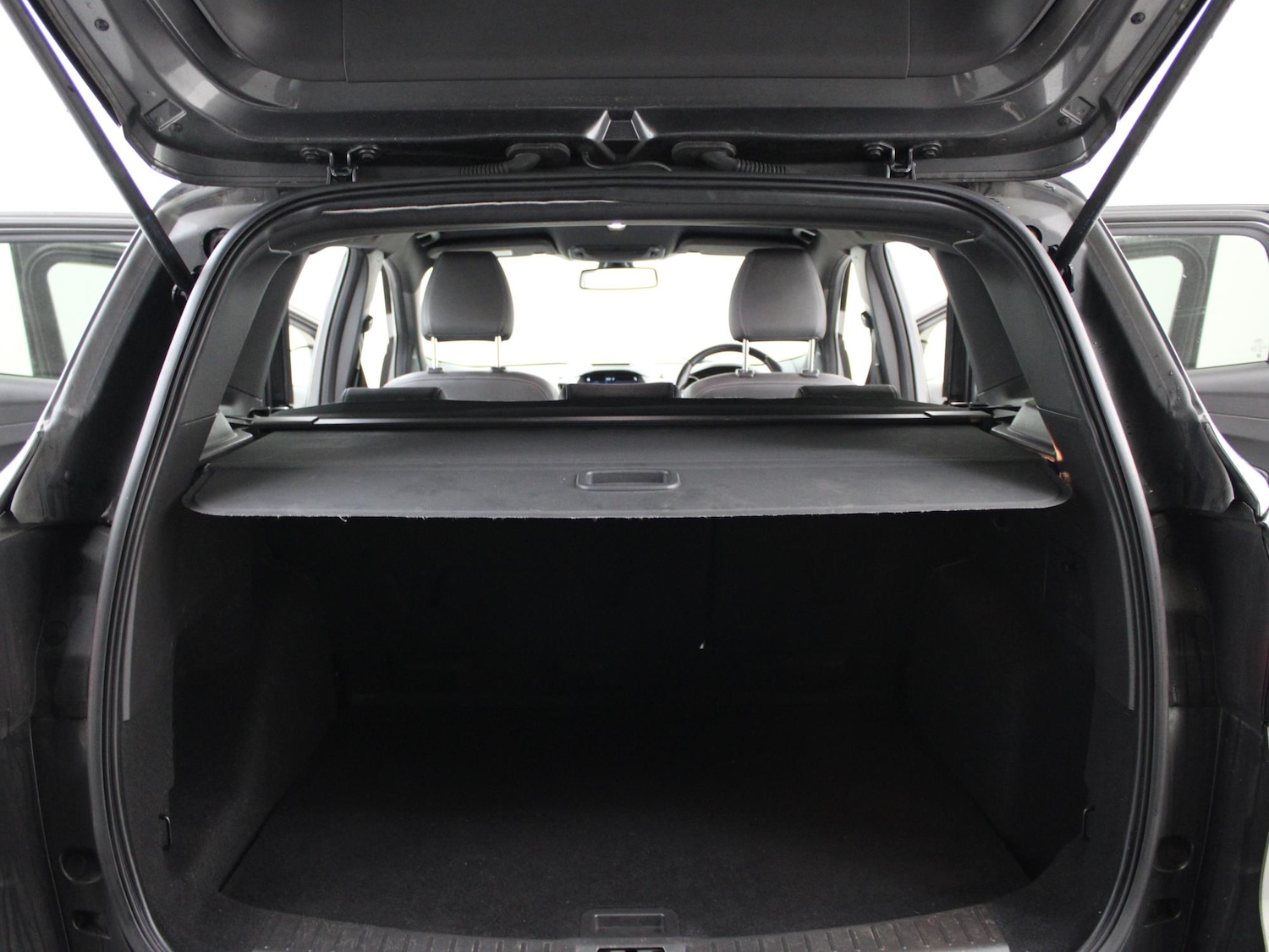 Used Ford Kuga 2017 for sale - 77099674: Photo 36