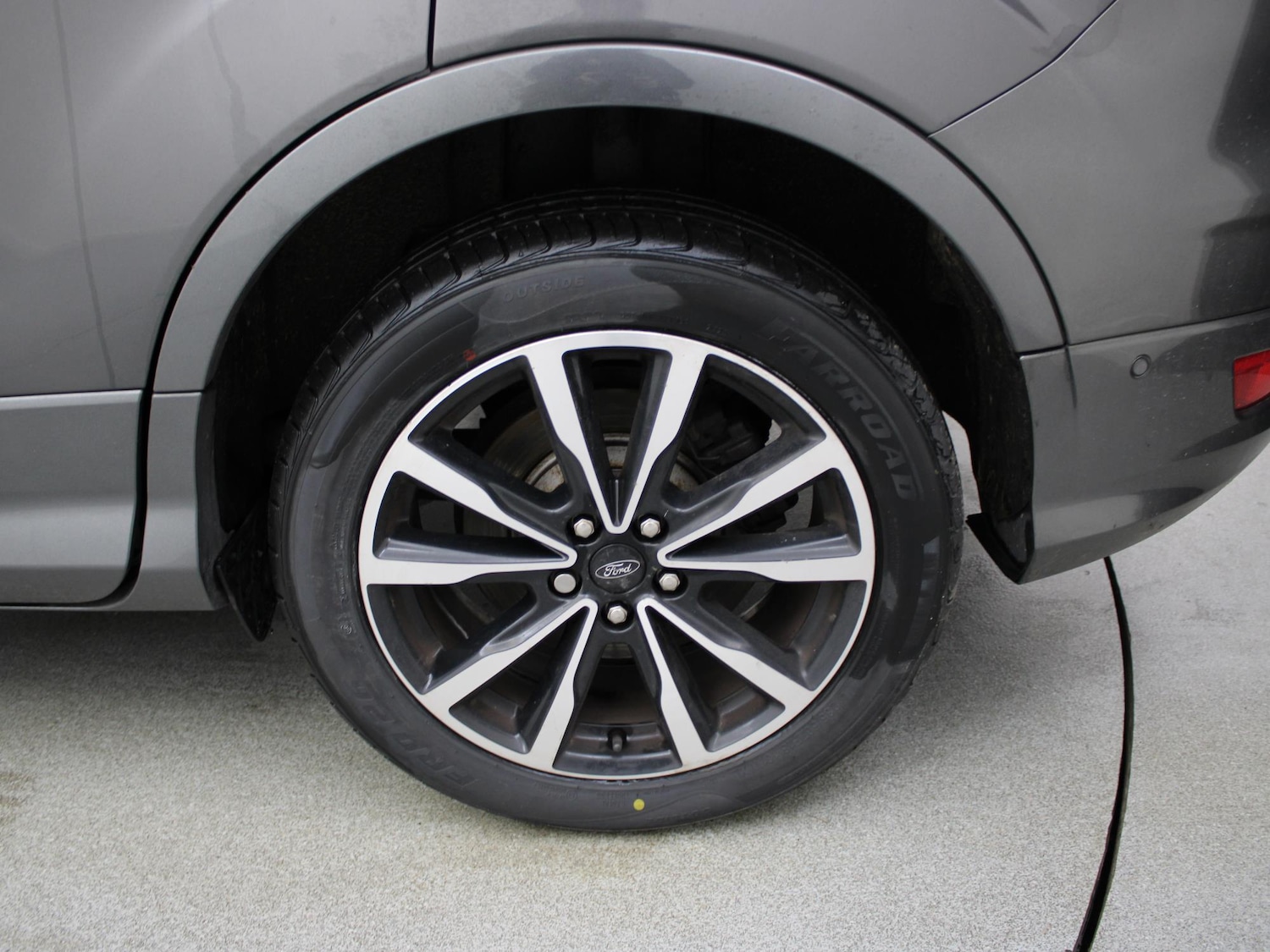 Used Ford Kuga 2017 for sale - 77099674: Photo 41