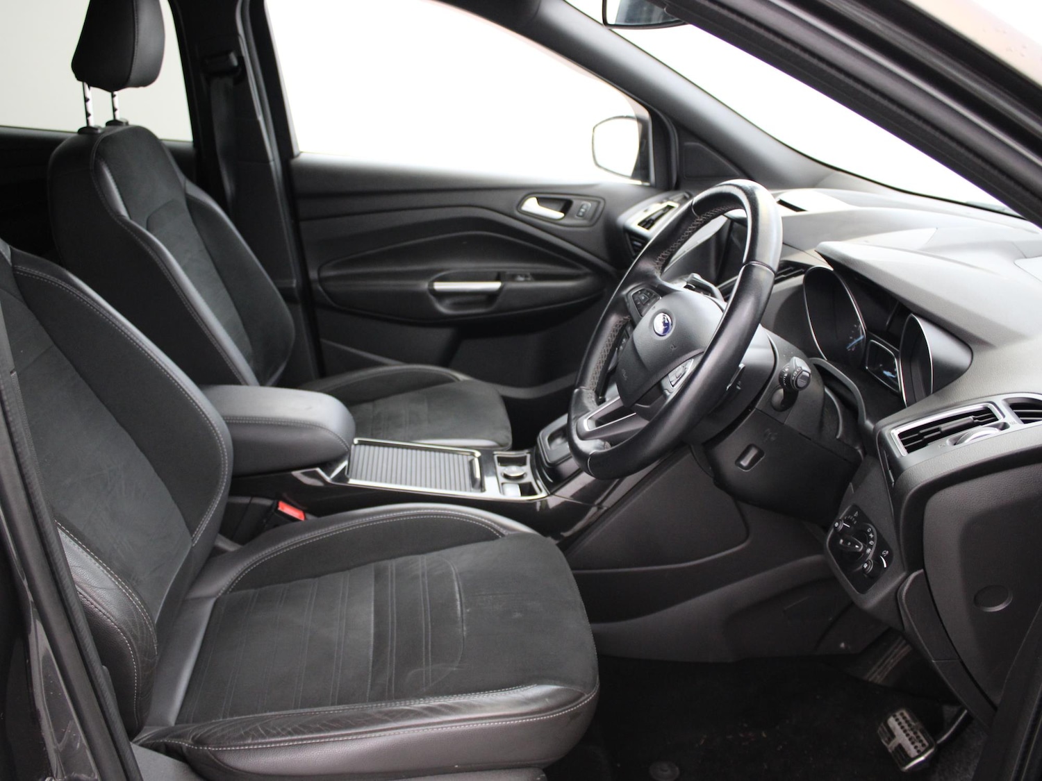 Used Ford Kuga 2017 for sale - 77099674: Photo 9