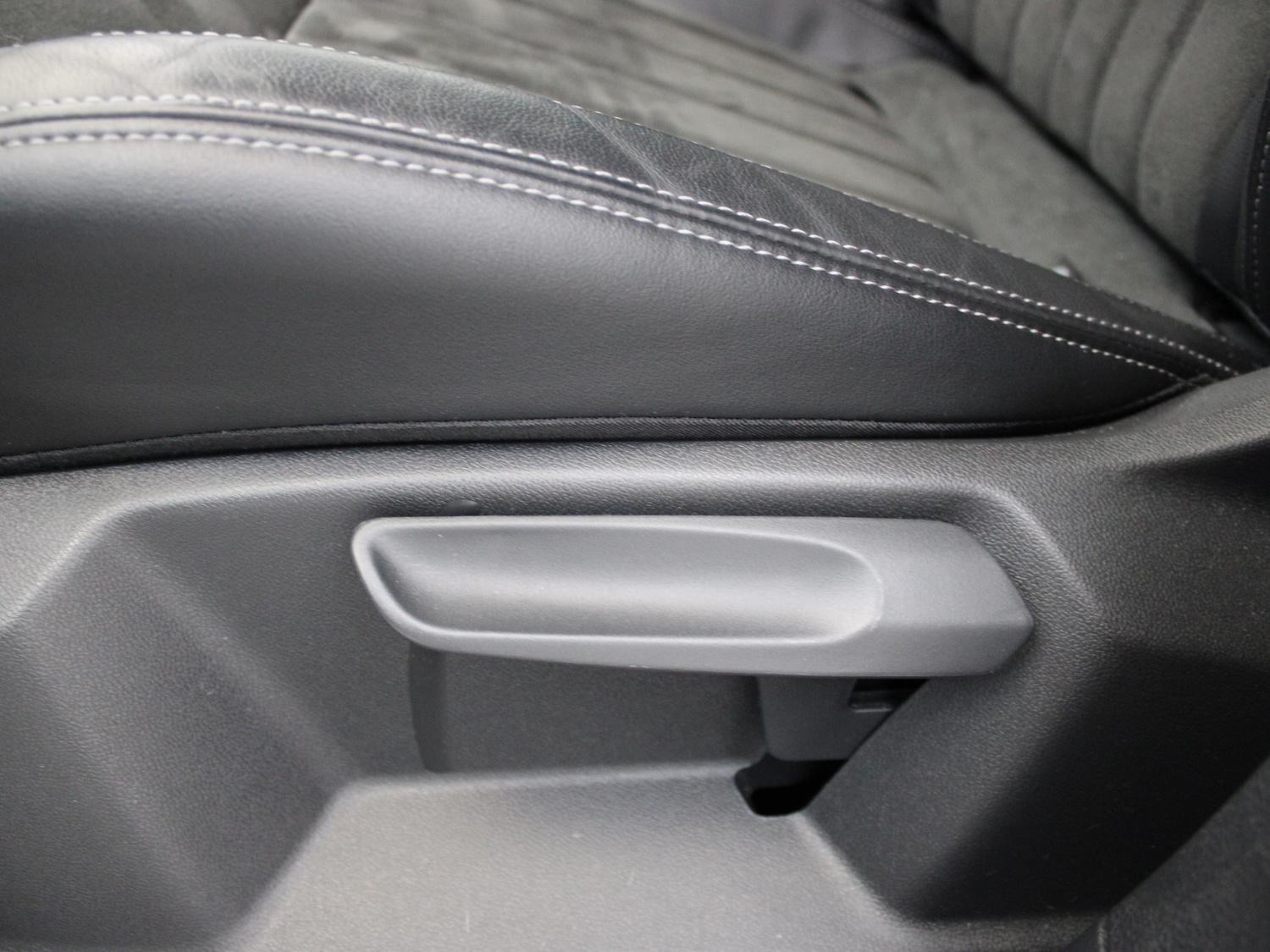 Used Skoda Karoq 2022 for sale - 77158918: Photo 11