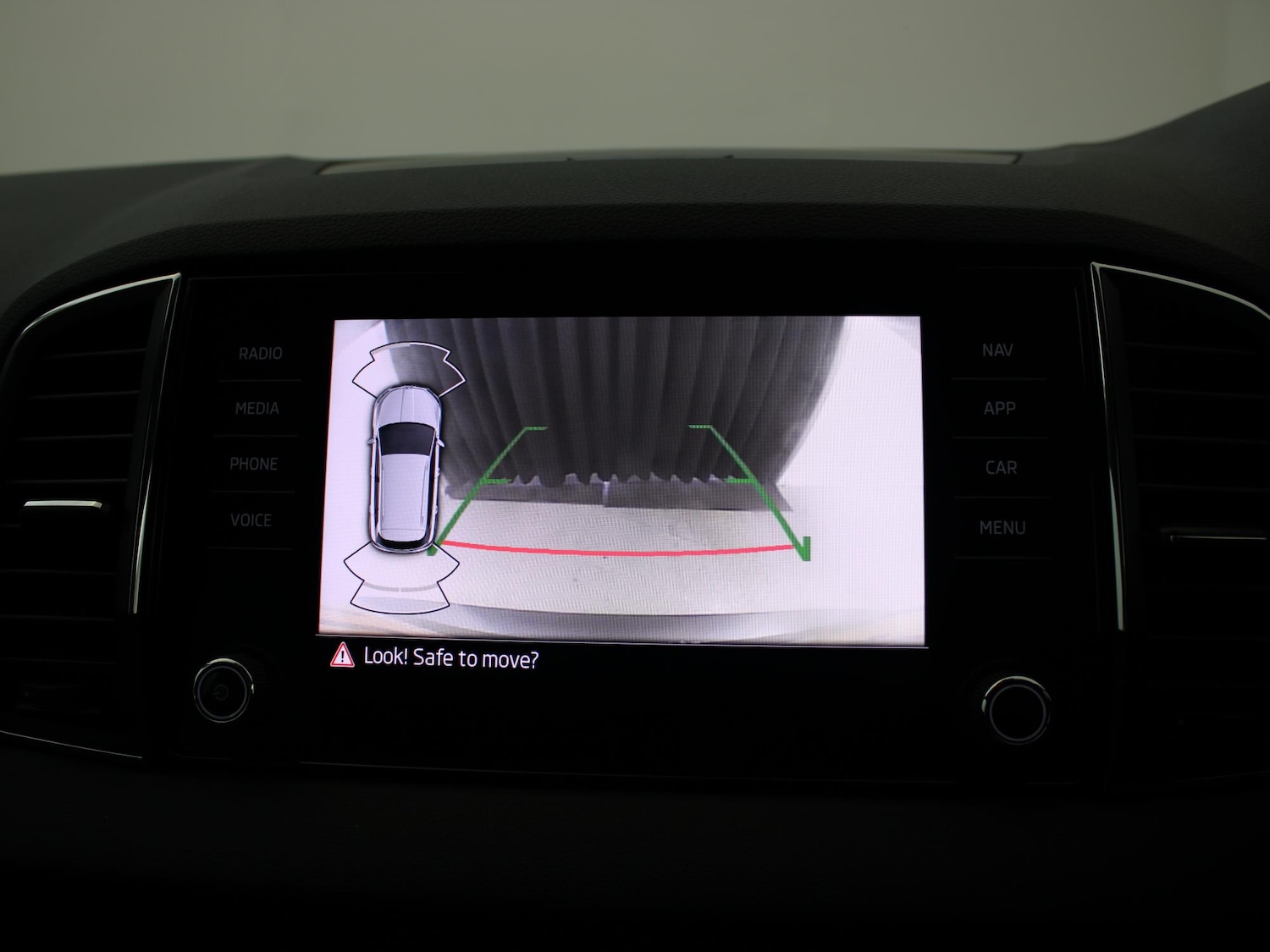 Used Skoda Karoq 2022 for sale - 77158918: Photo 17