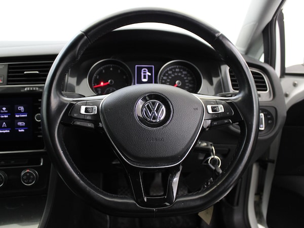 Used Volkswagen Golf 2018 for sale - 76157932: Photo 16
